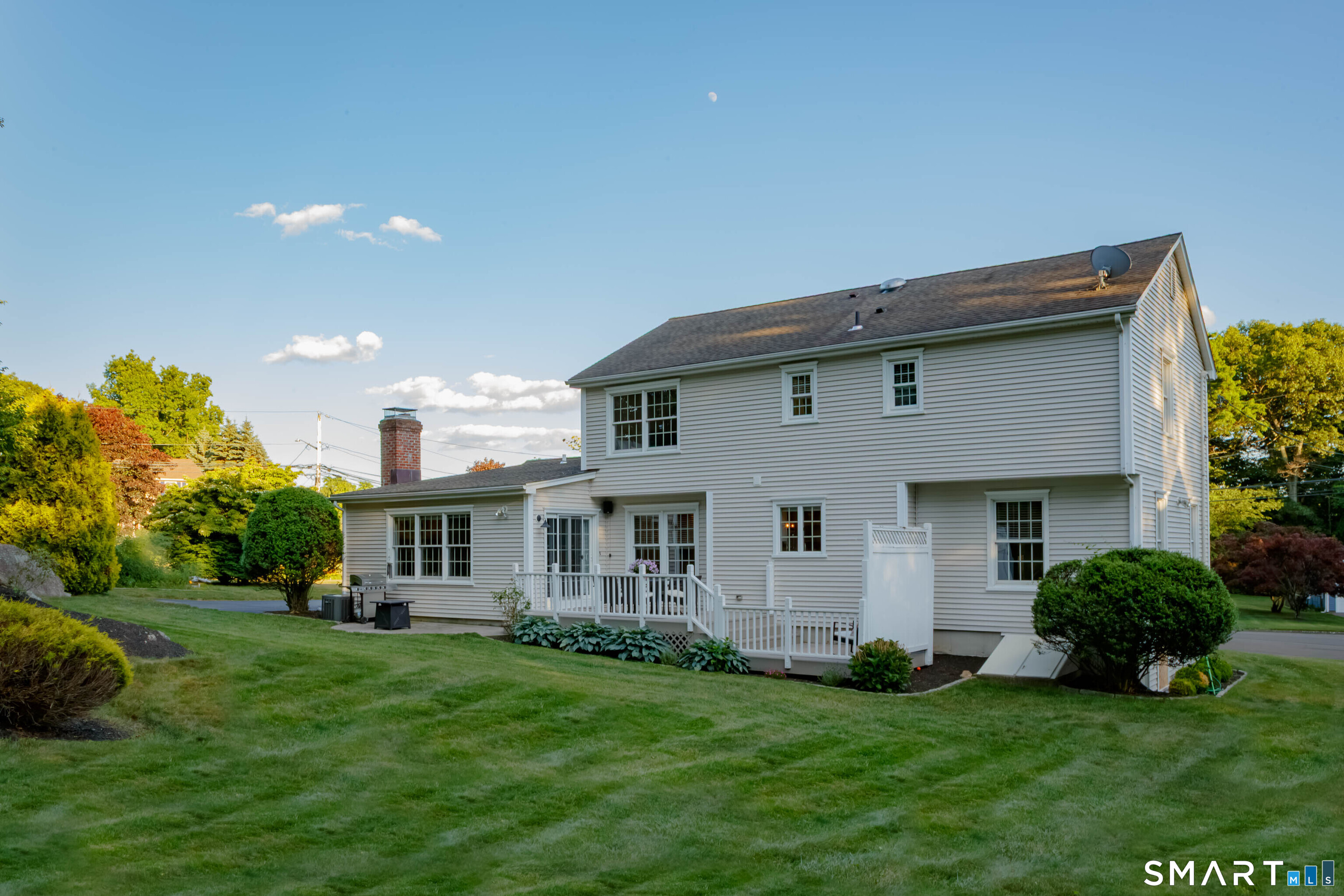 30 Crested Ridge Court