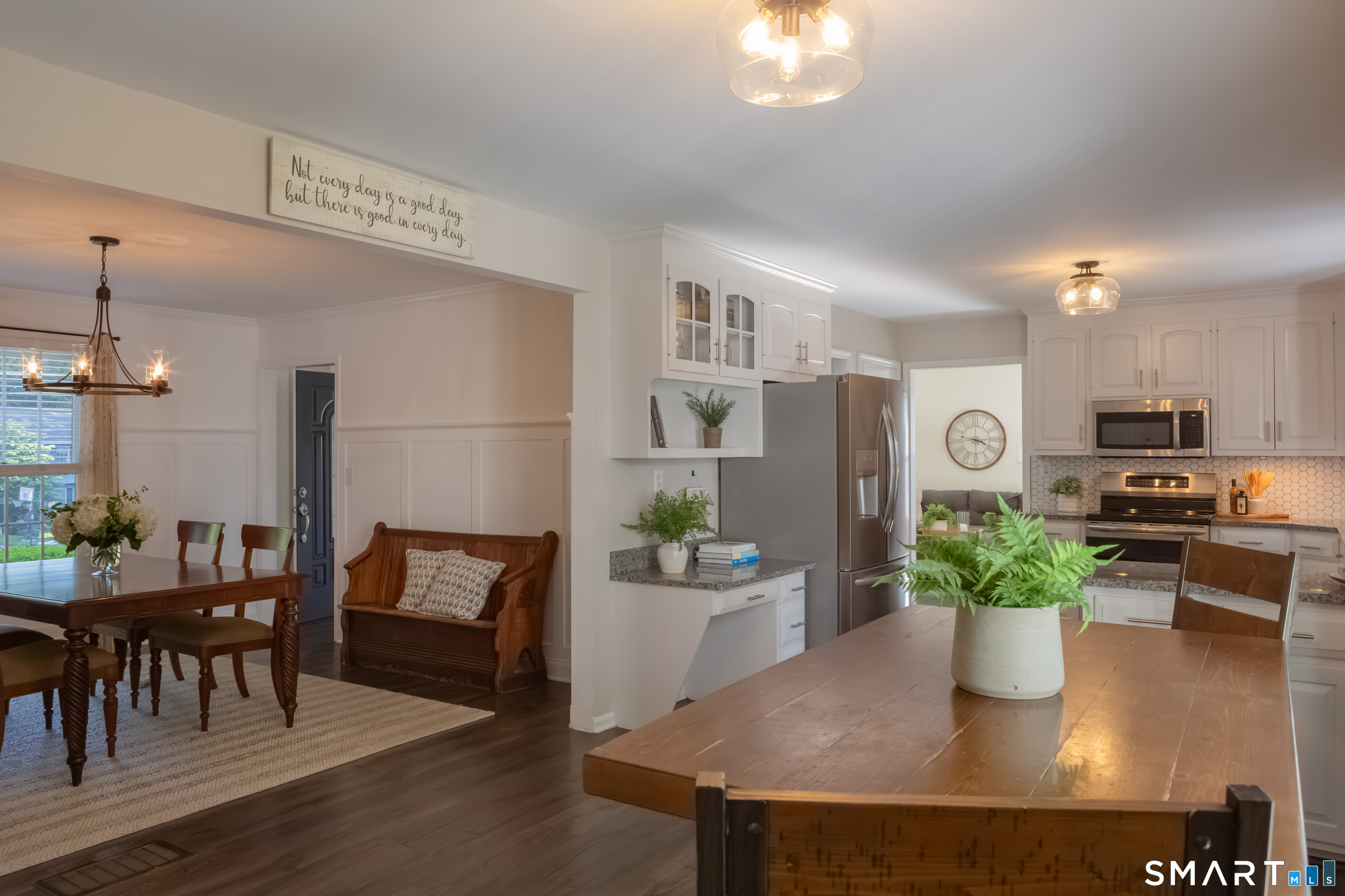 30 Crested Ridge Court