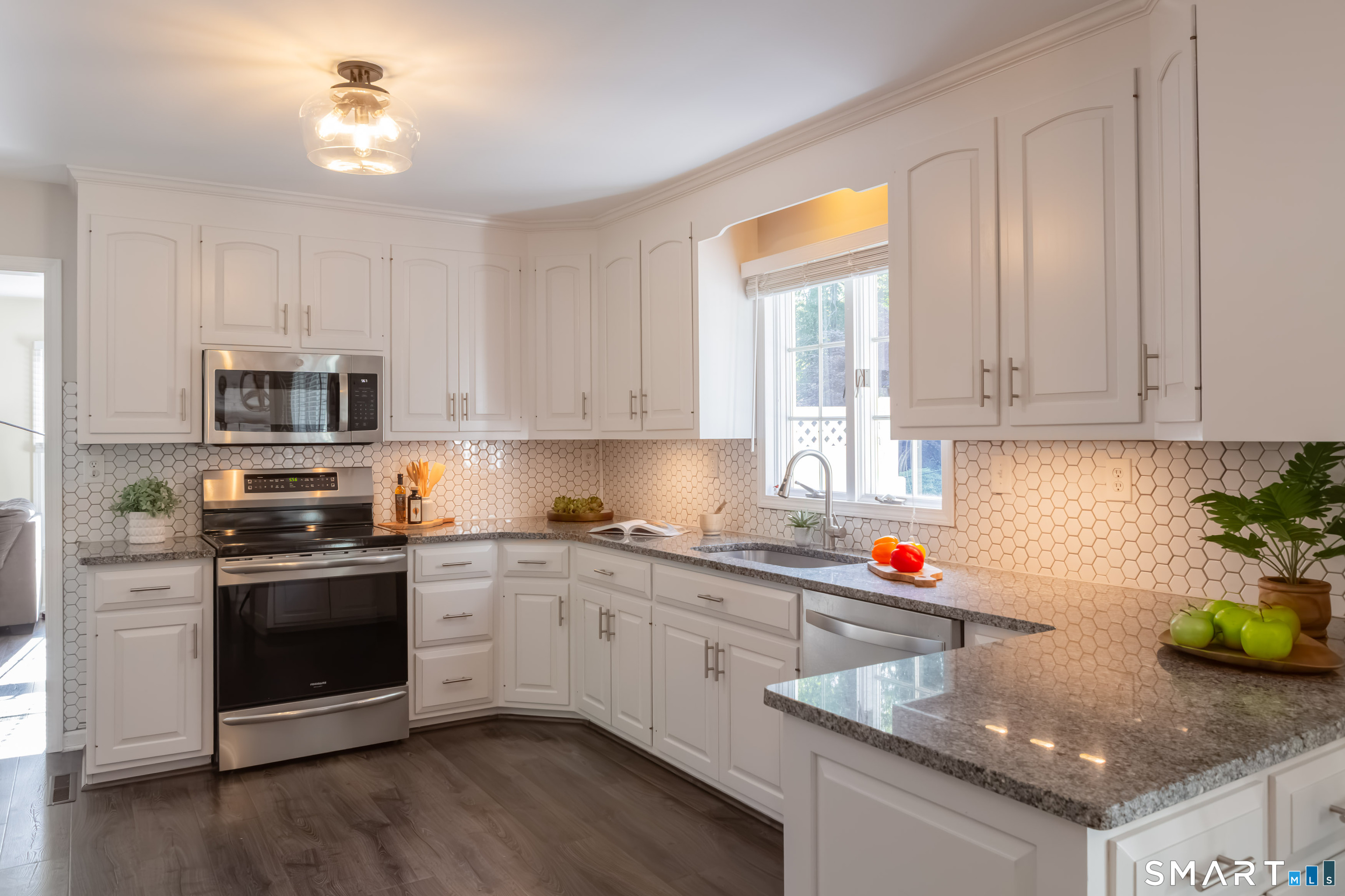 30 Crested Ridge Court