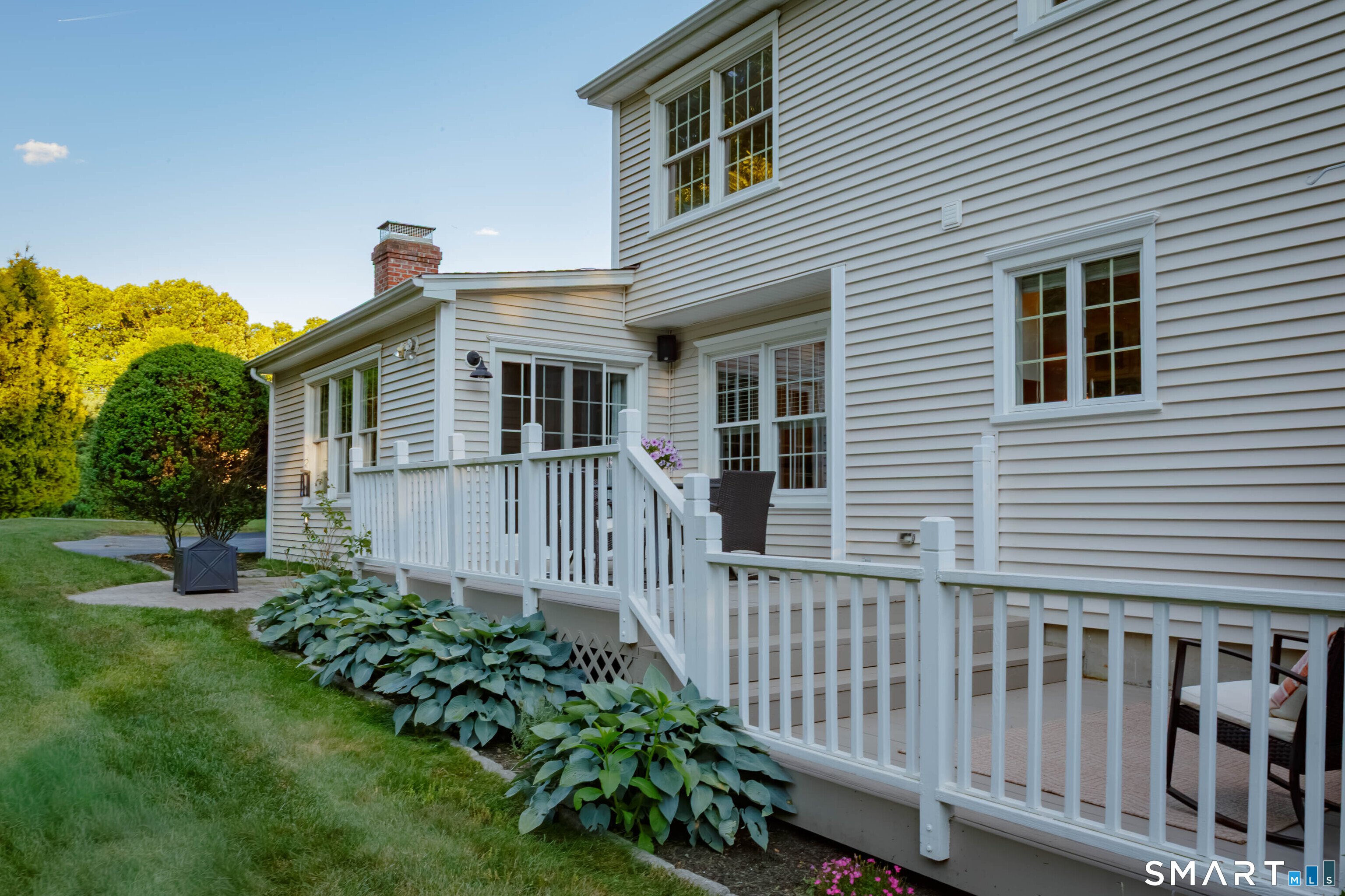 30 Crested Ridge Court