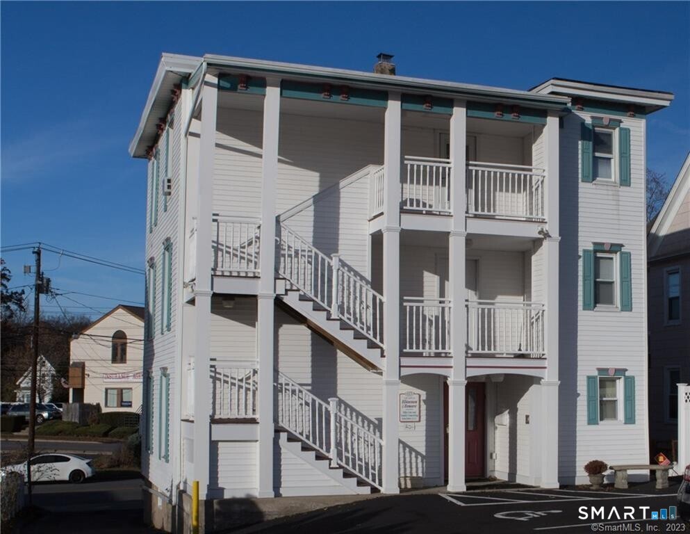 115 Tunxis Hill Road Unit: 2nd floor