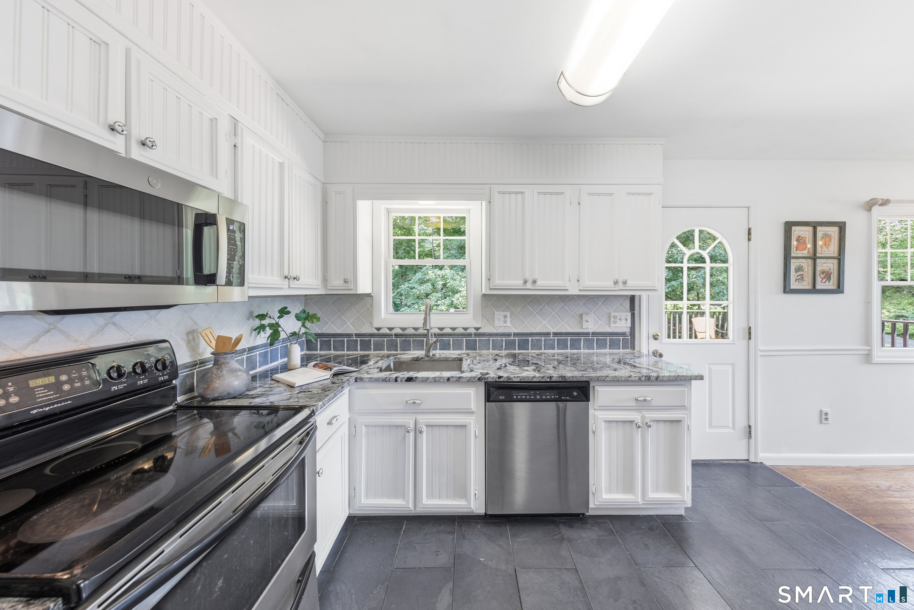 719 Mountain Laurel Road