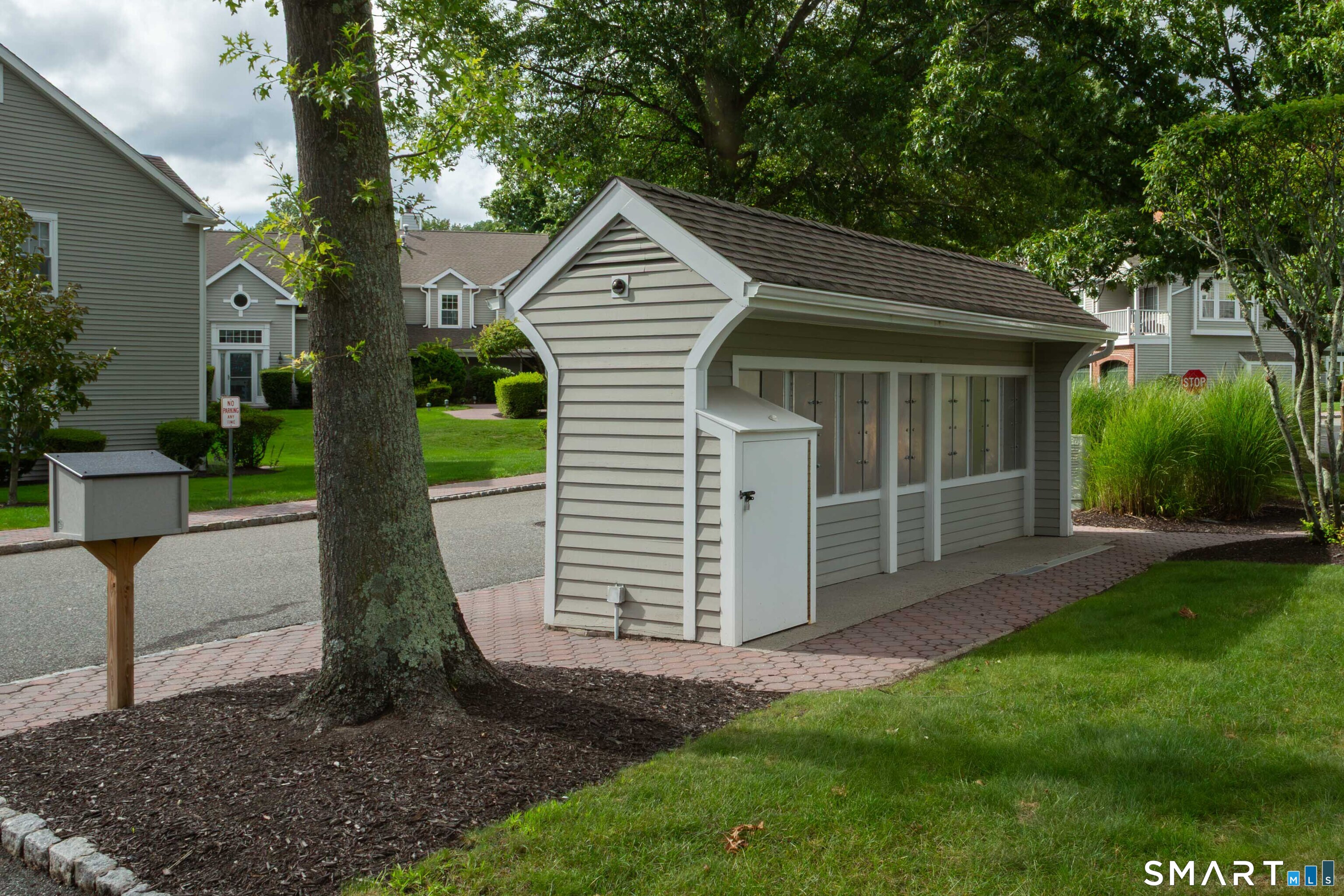 223 Mayfield Drive Unit: 223