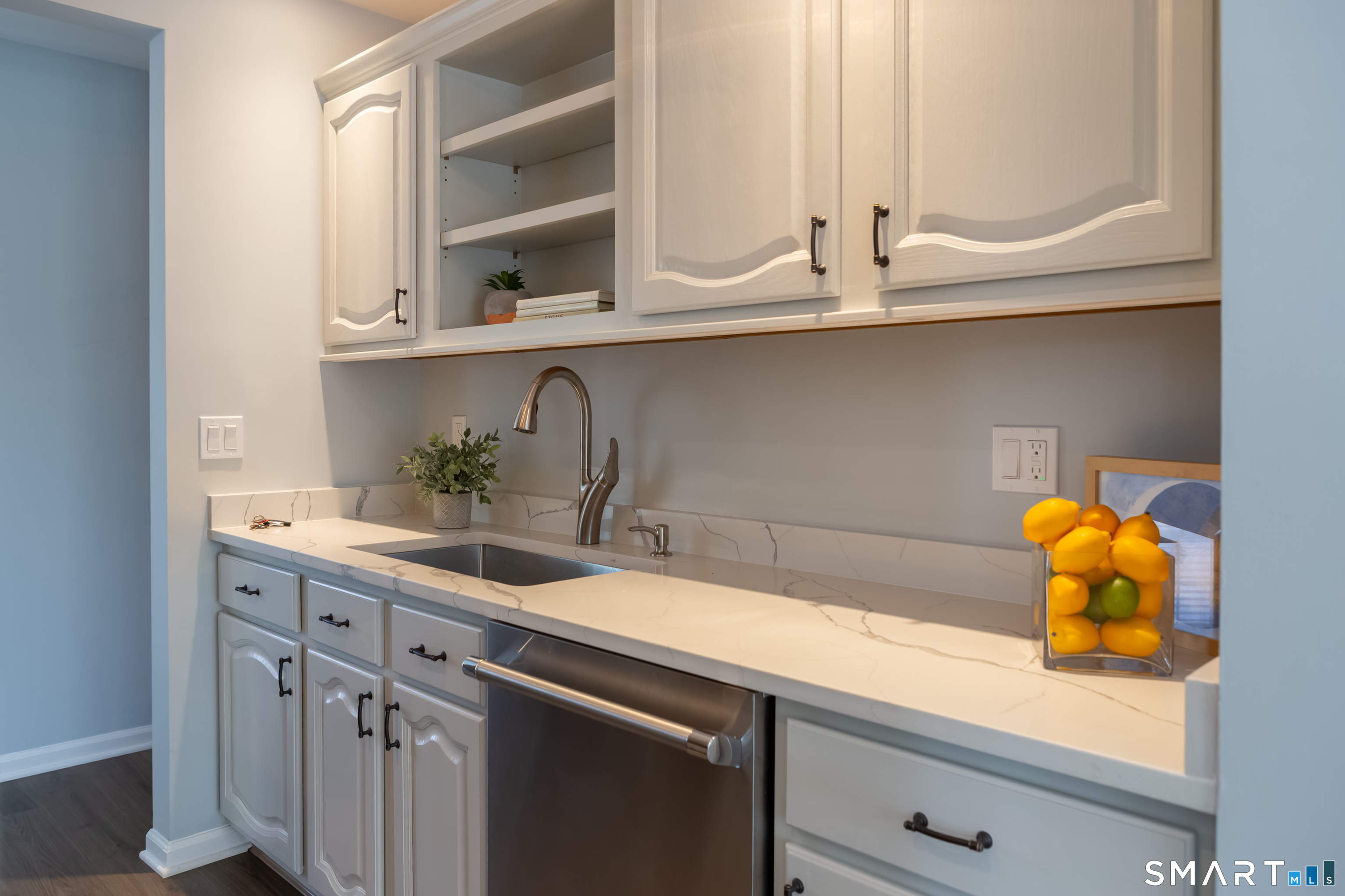 223 Mayfield Drive Unit: 223