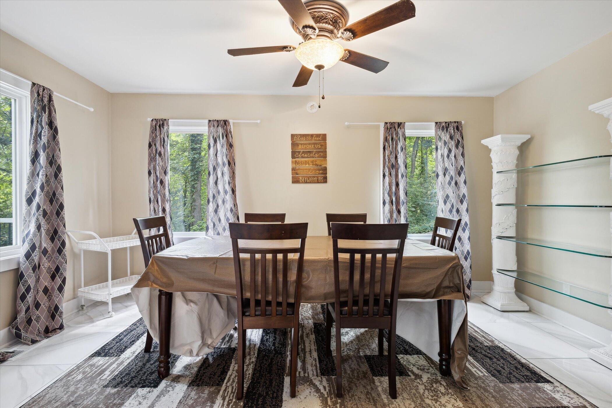 52998 Twin Lakeview Drive