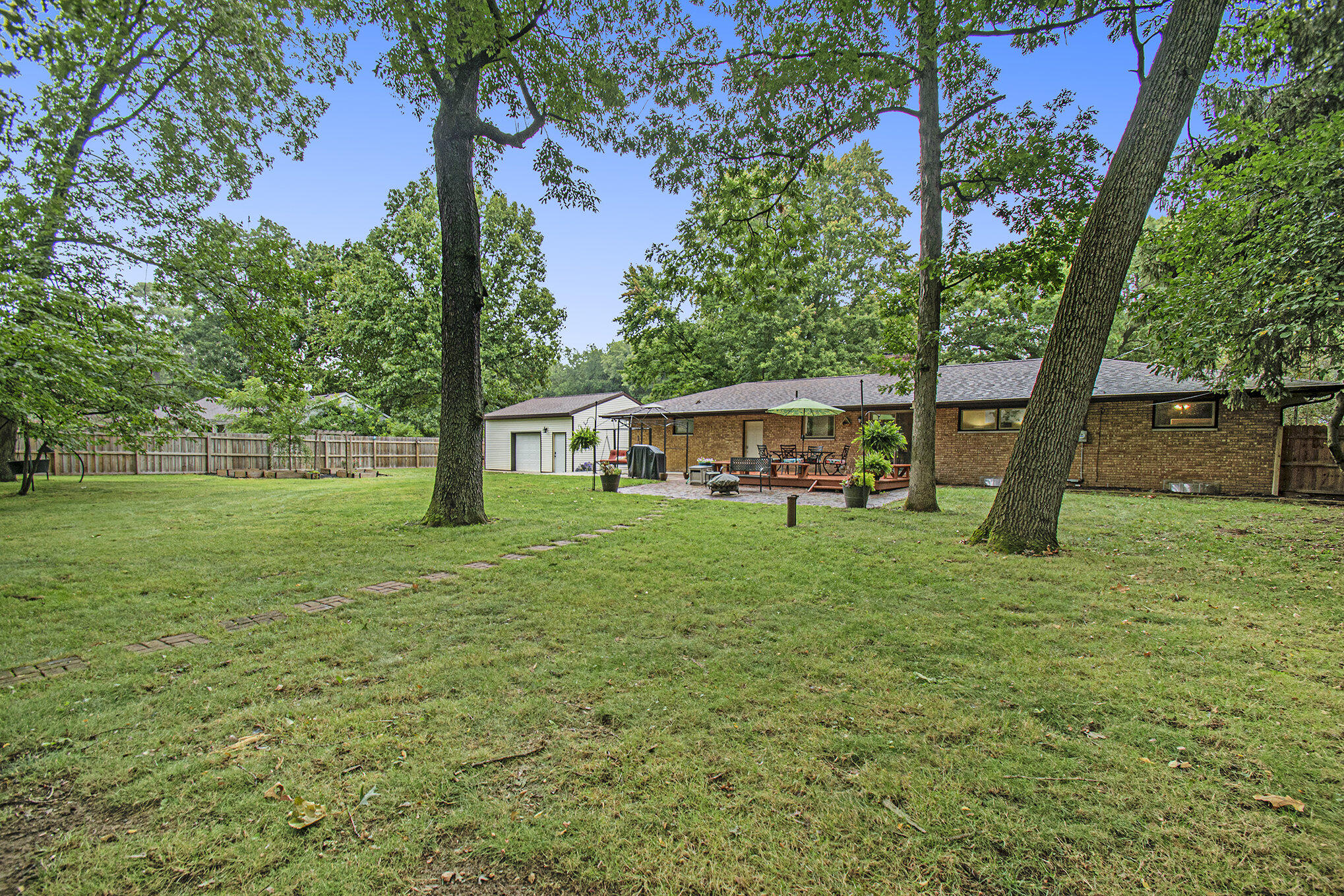 83 Sunset Lane