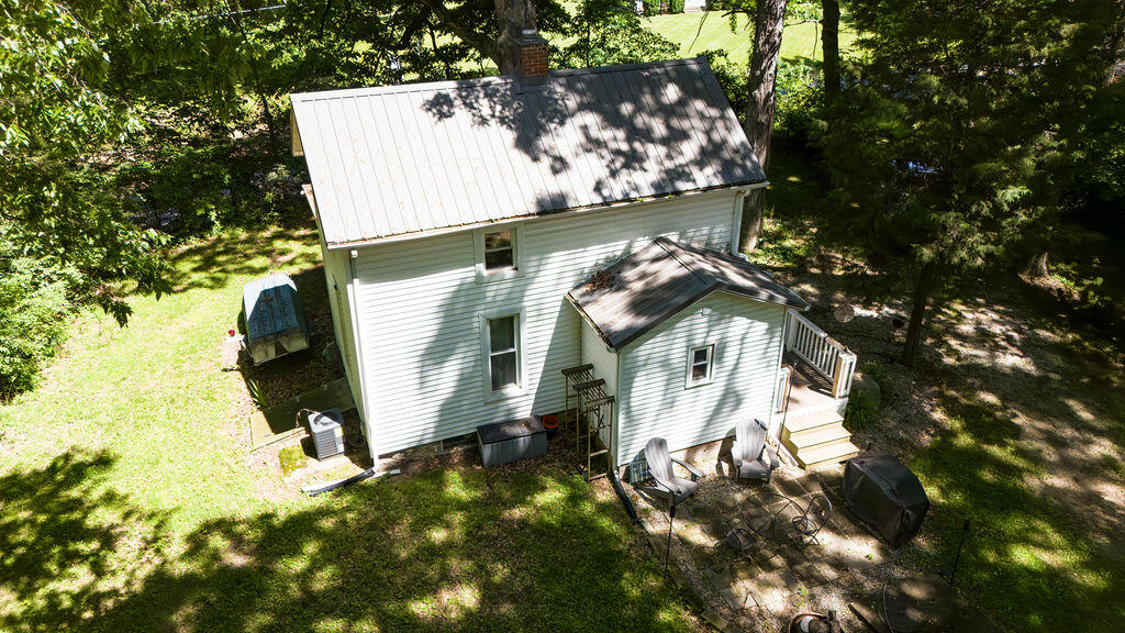 10088 N Tudor Road