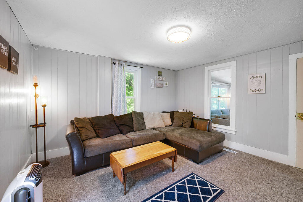 10088 N Tudor Road