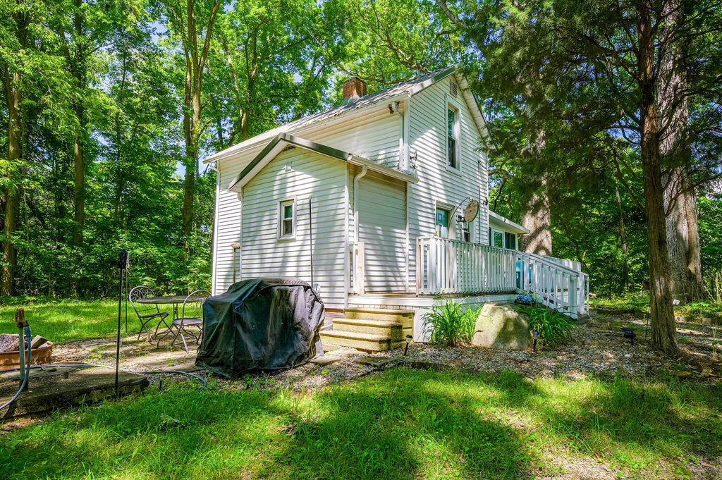 10088 N Tudor Road