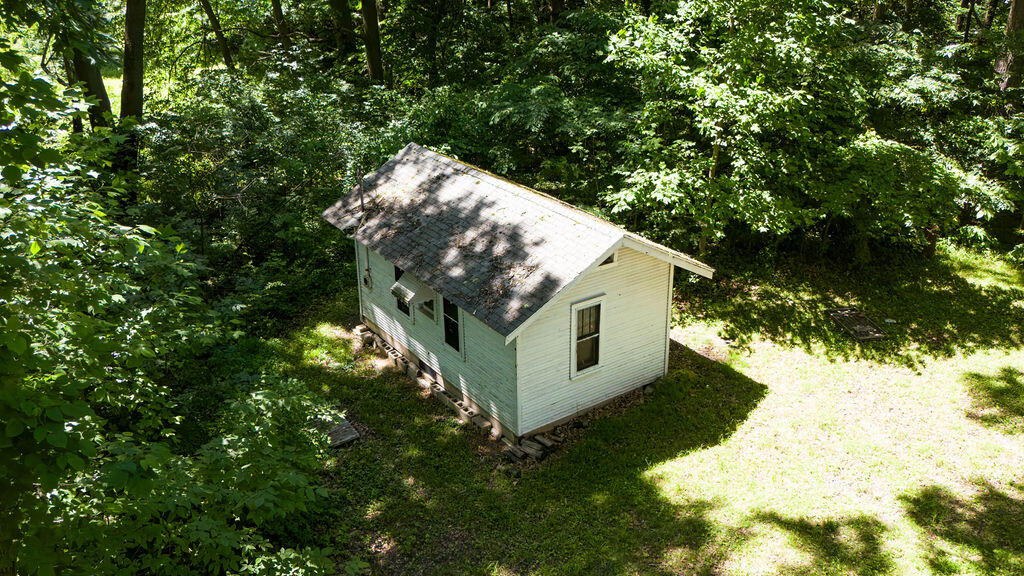 10088 N Tudor Road