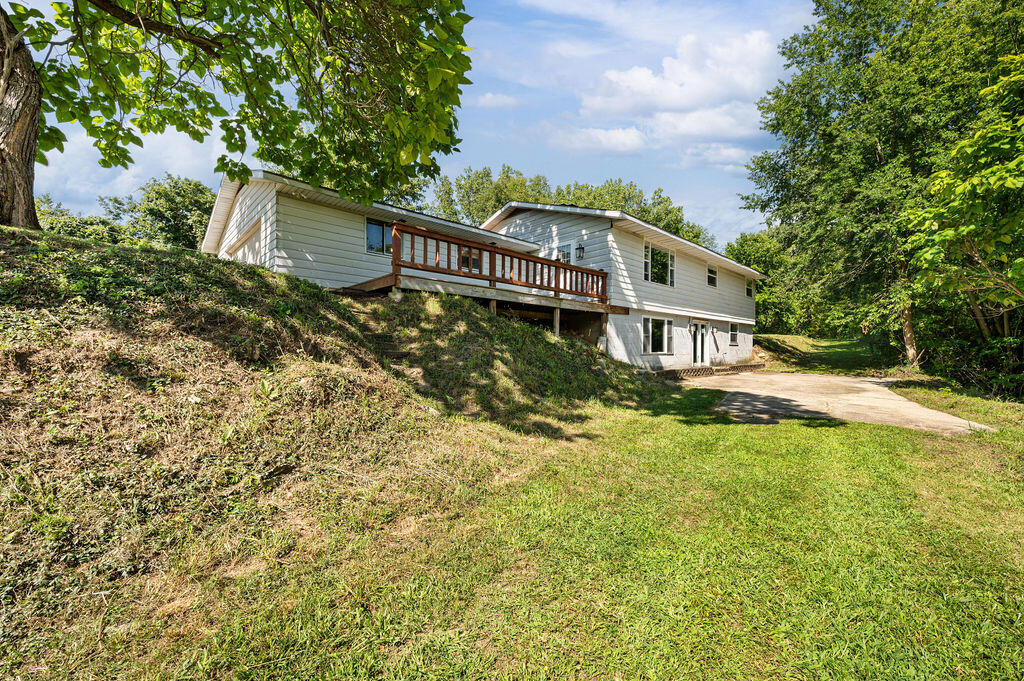 13607 Wolkins Road