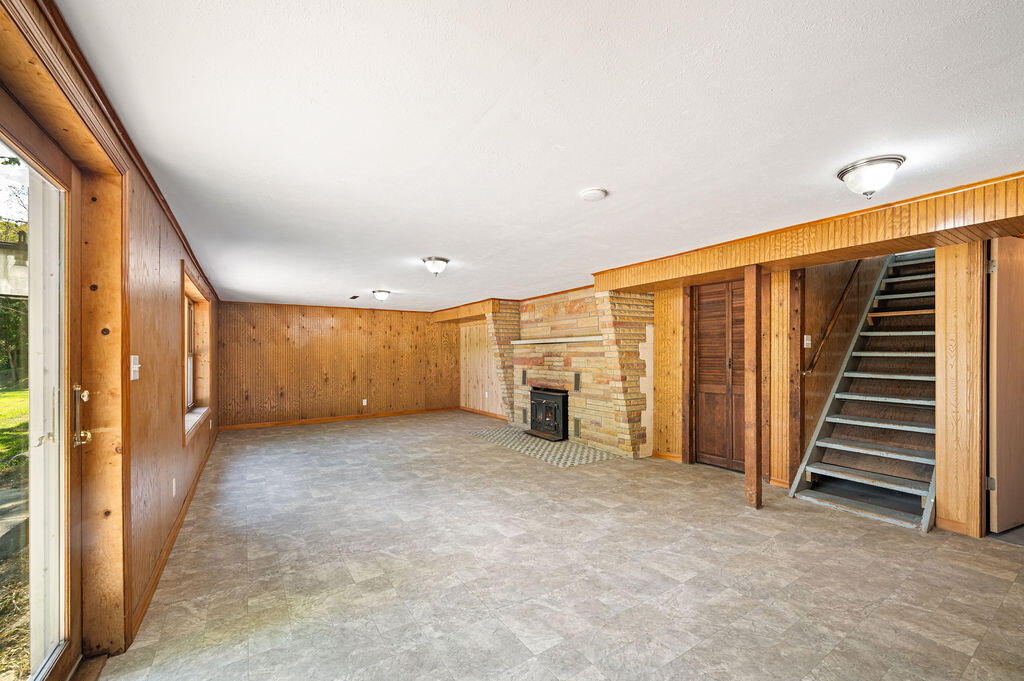 13607 Wolkins Road