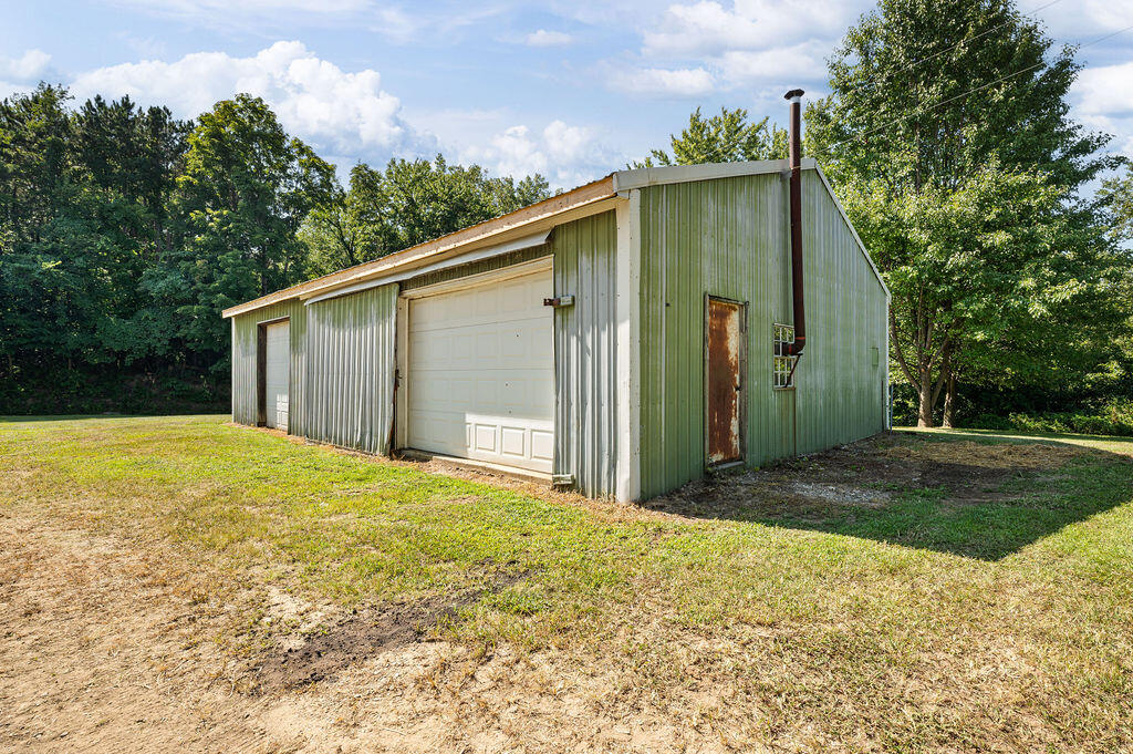 13607 Wolkins Road