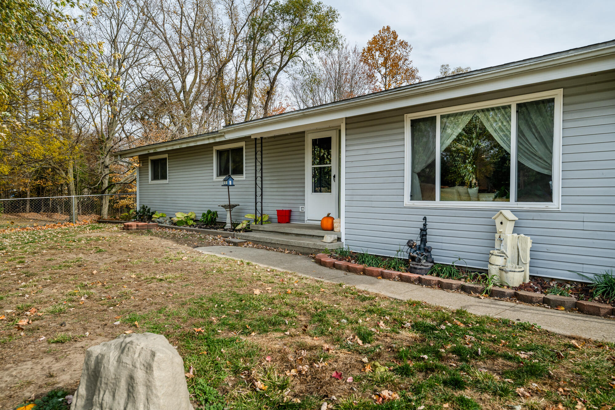 5955 Becht Road