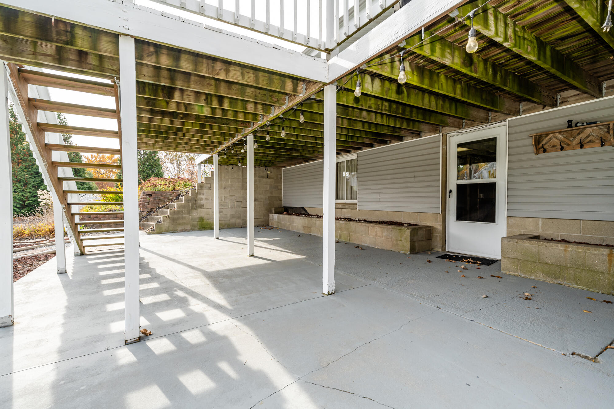 5955 Becht Road