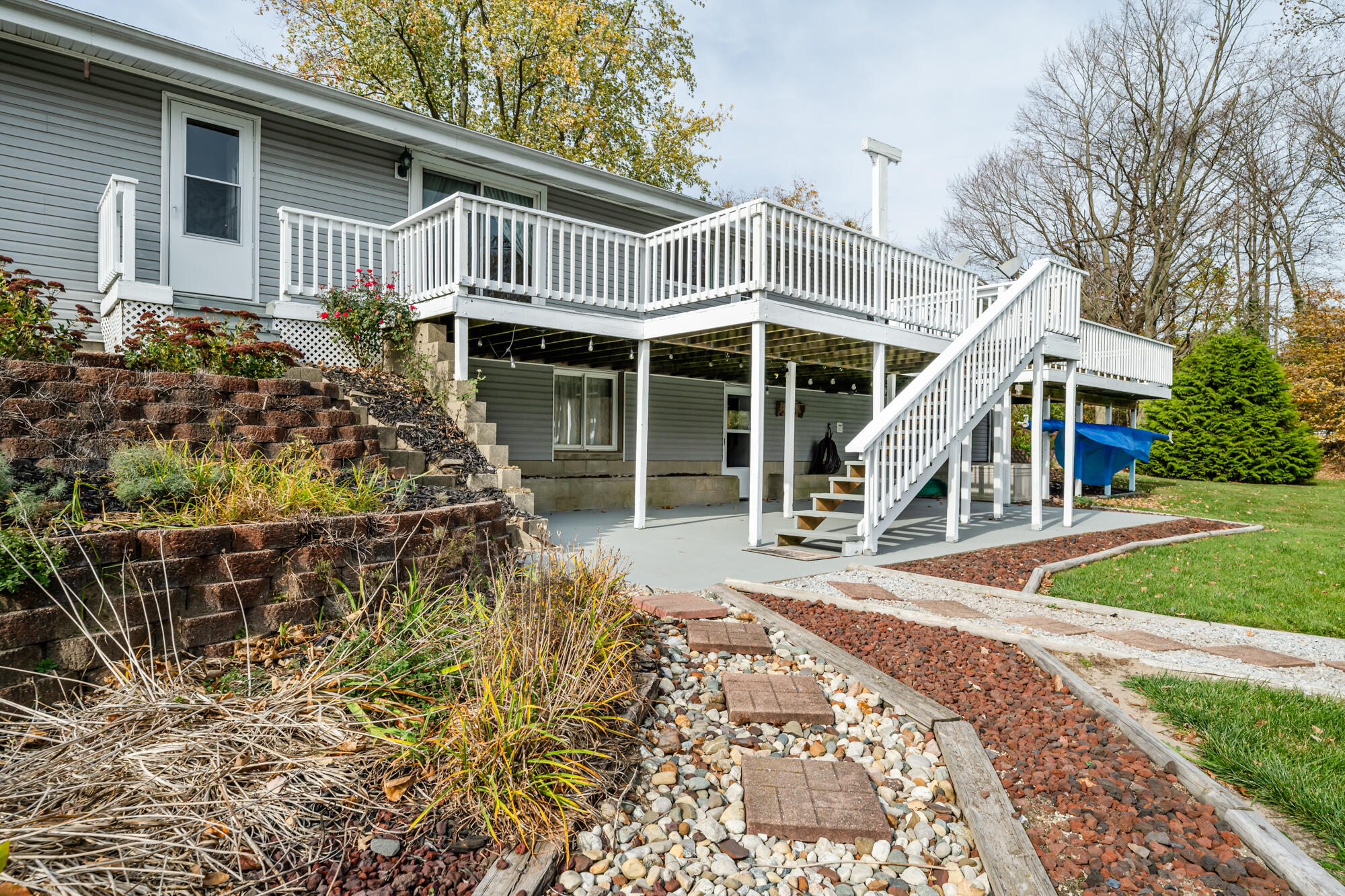 5955 Becht Road
