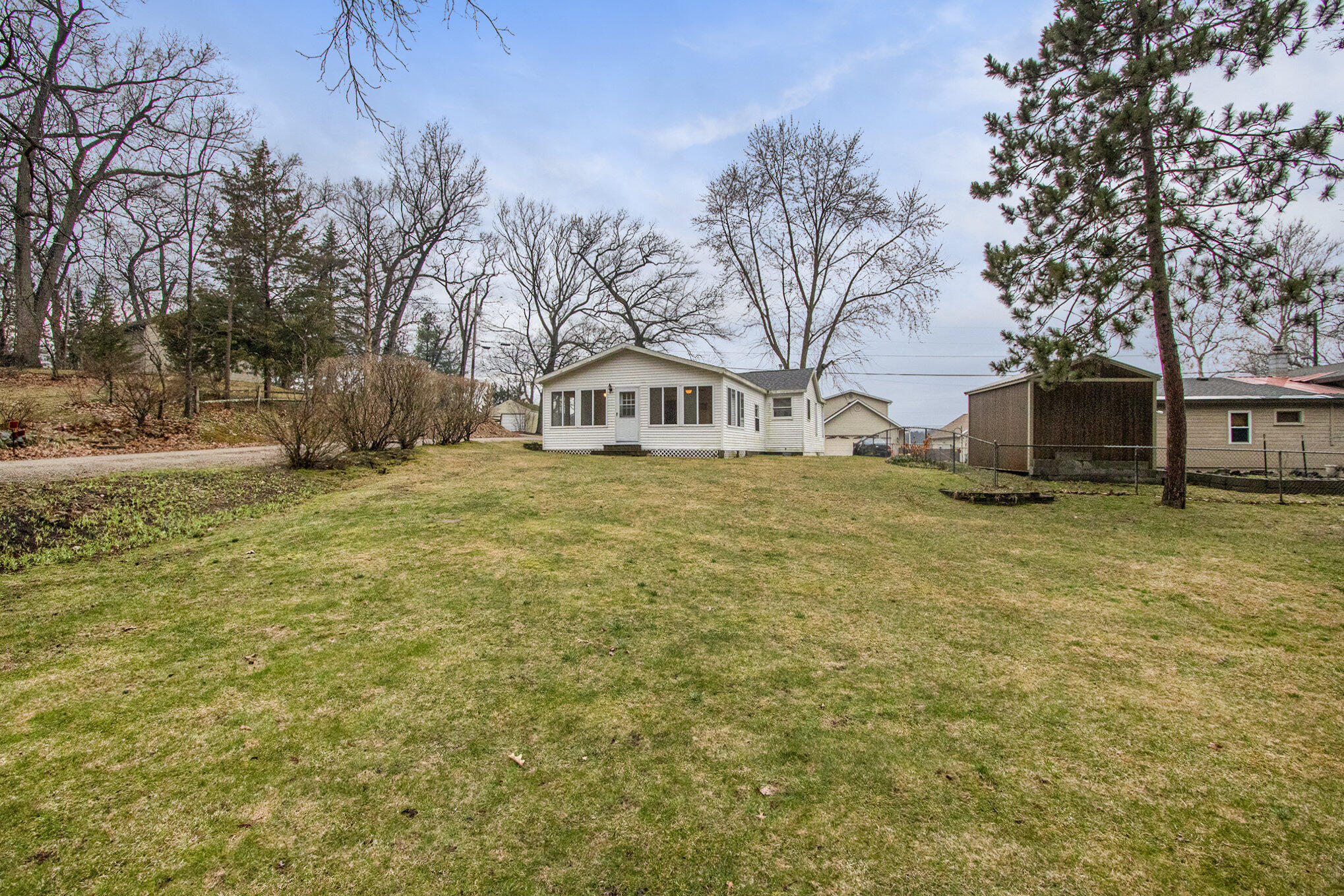 52653 Lakeview Drive