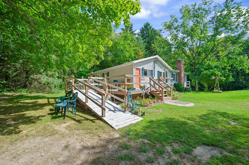 1583 E Galien Buchanan Road
