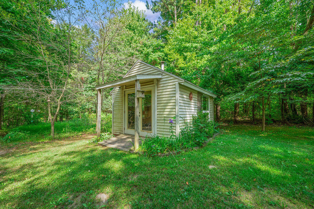 1583 E Galien Buchanan Road