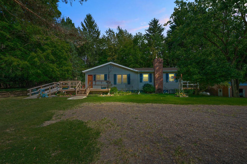 1583 E Galien Buchanan Road