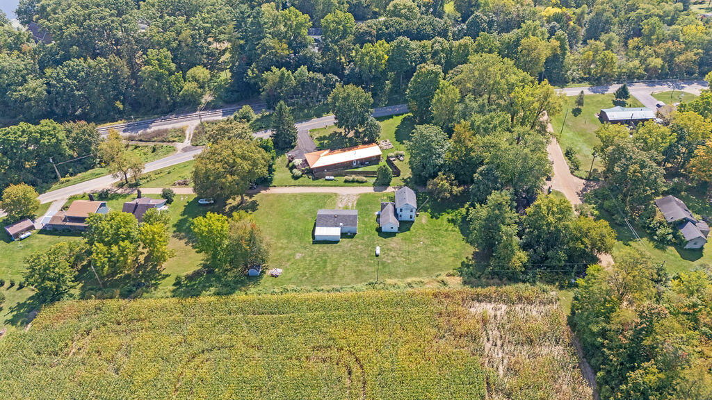 6105 Burrus Road