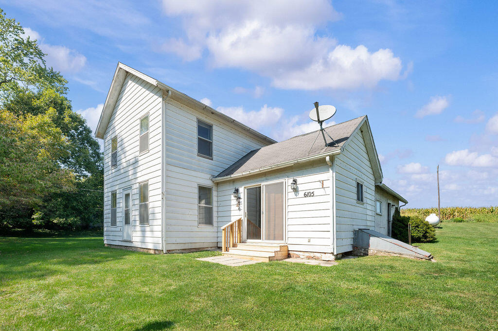 6105 Burrus Road