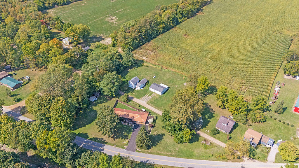 6105 Burrus Road