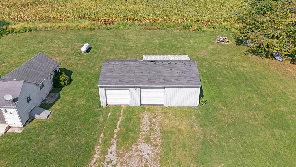 6105 Burrus Road