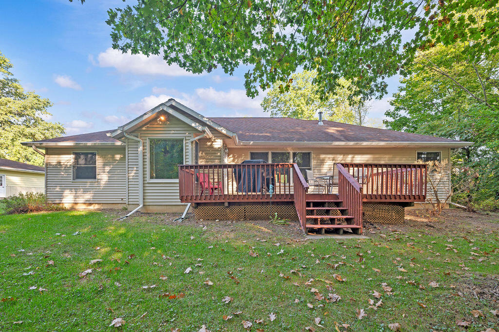 1604 Orchard Lane