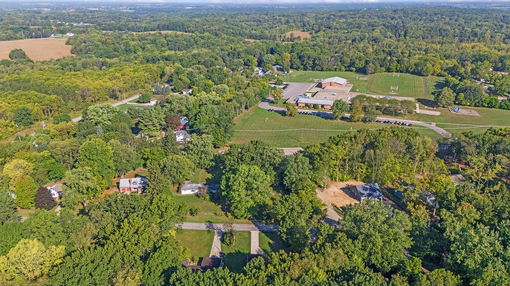 1604 Orchard Lane