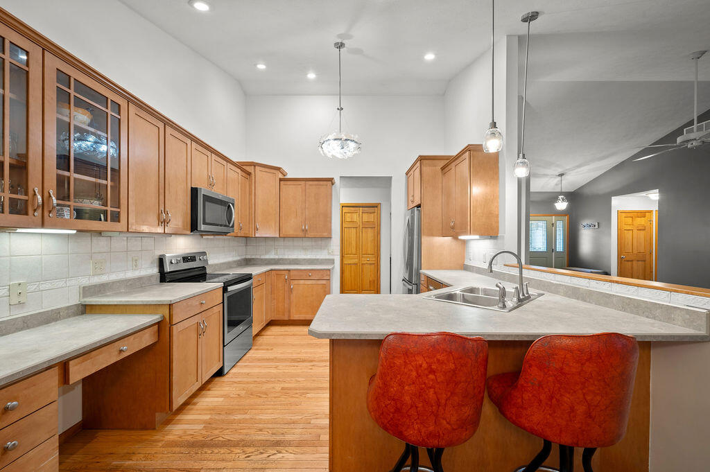 1604 Orchard Lane