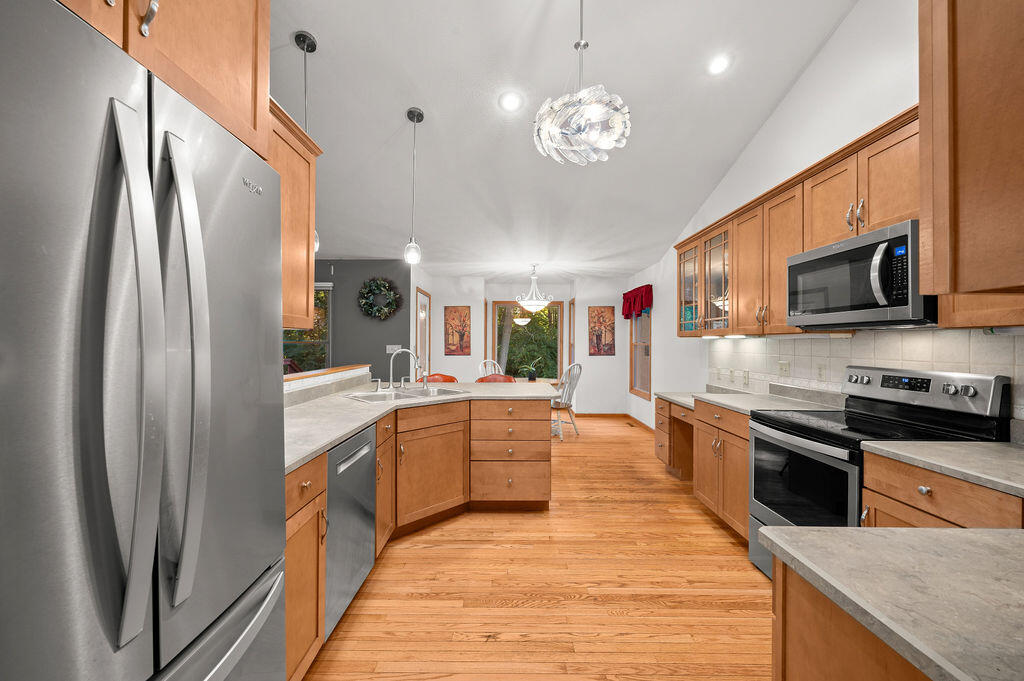 1604 Orchard Lane