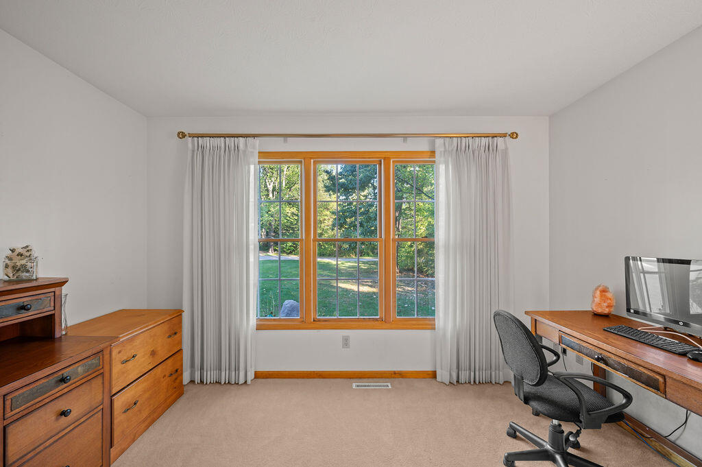 1604 Orchard Lane