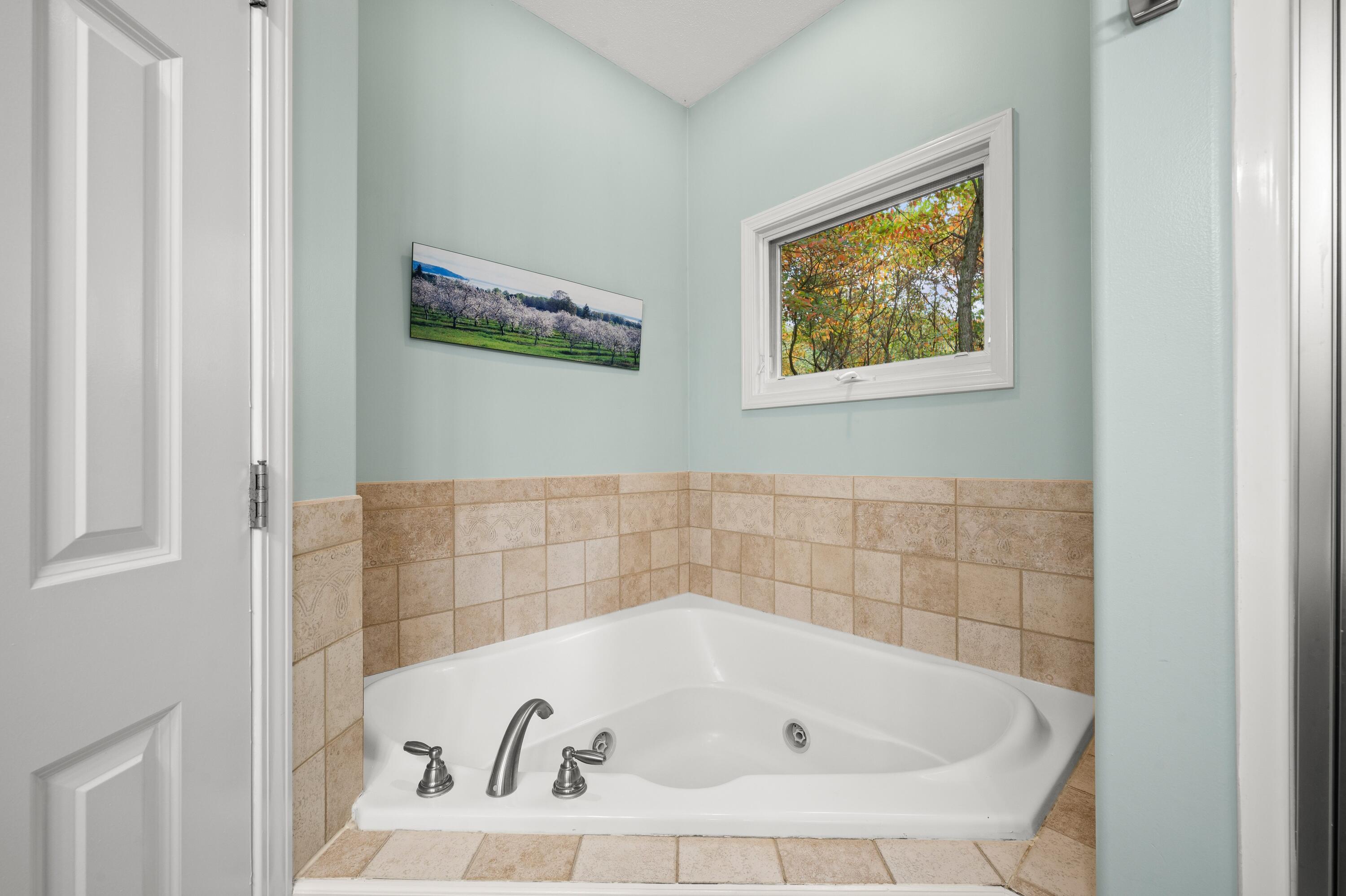 1560 Stonecreek Drive, Niles