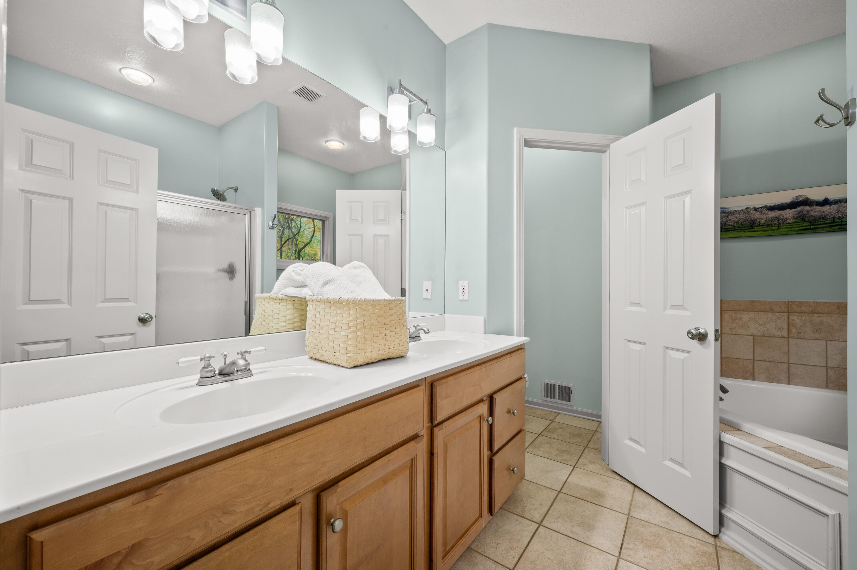 1560 Stonecreek Drive, Niles