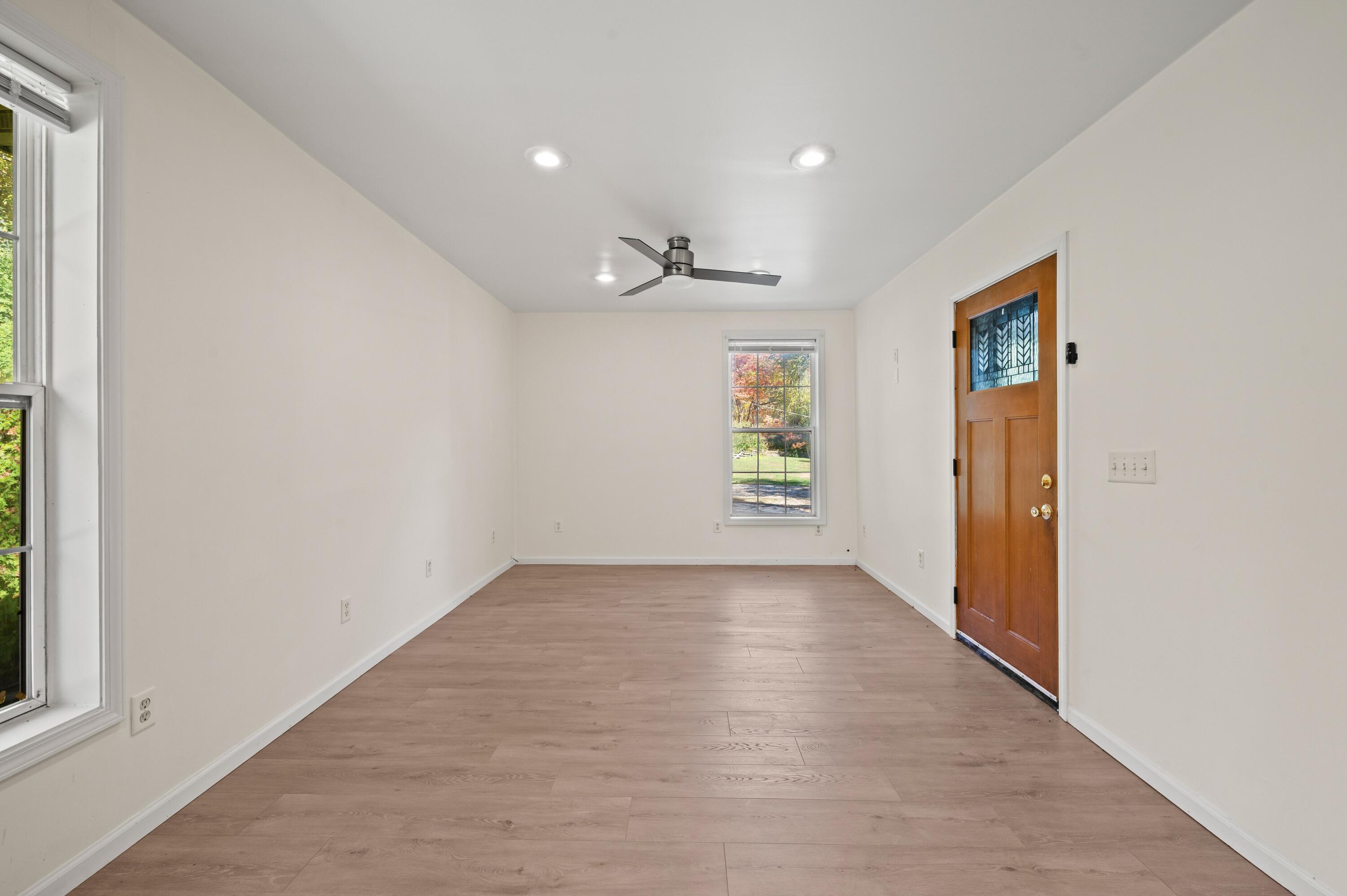 3119 N US Highway 31