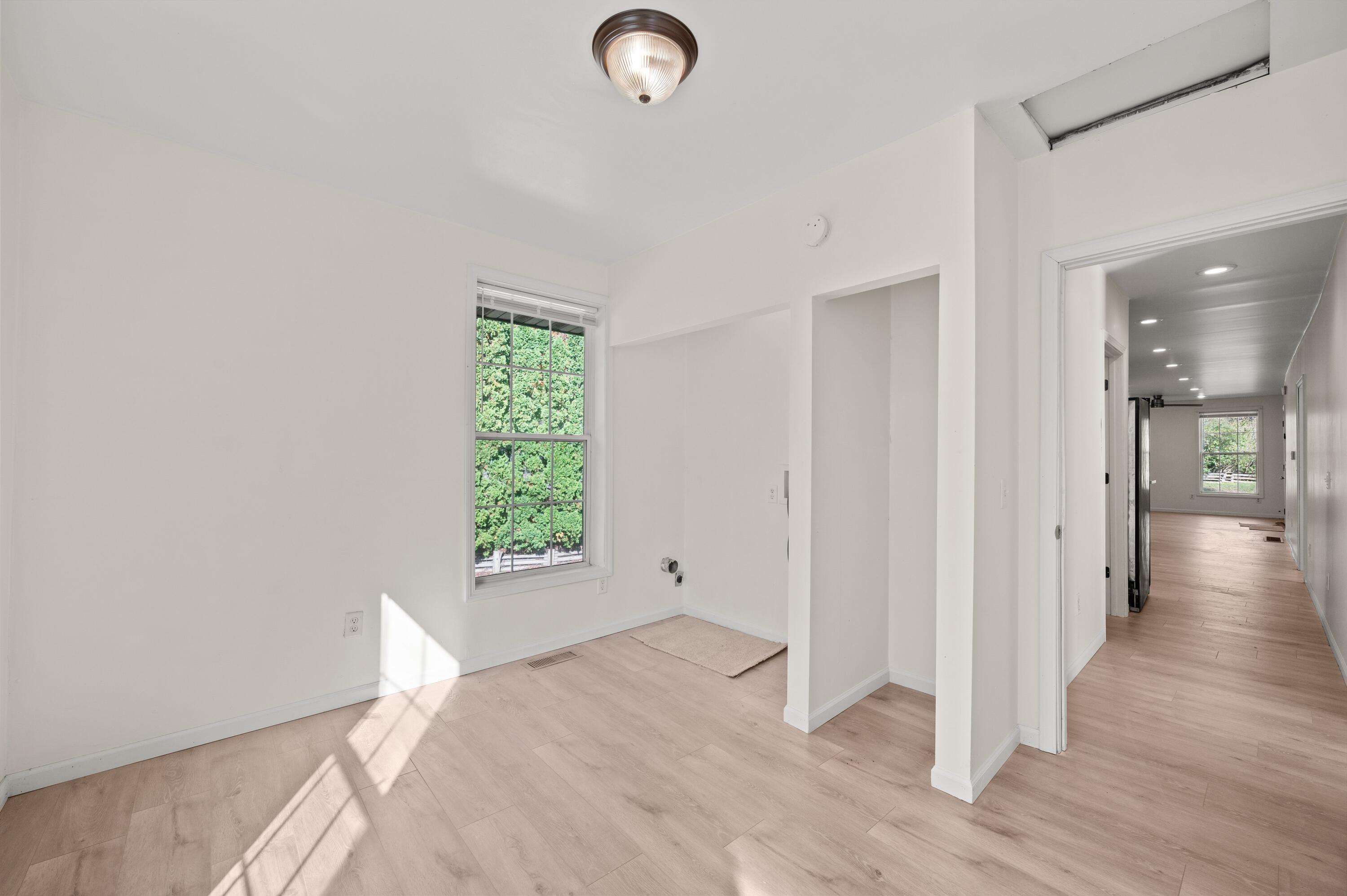 3119 N US Highway 31