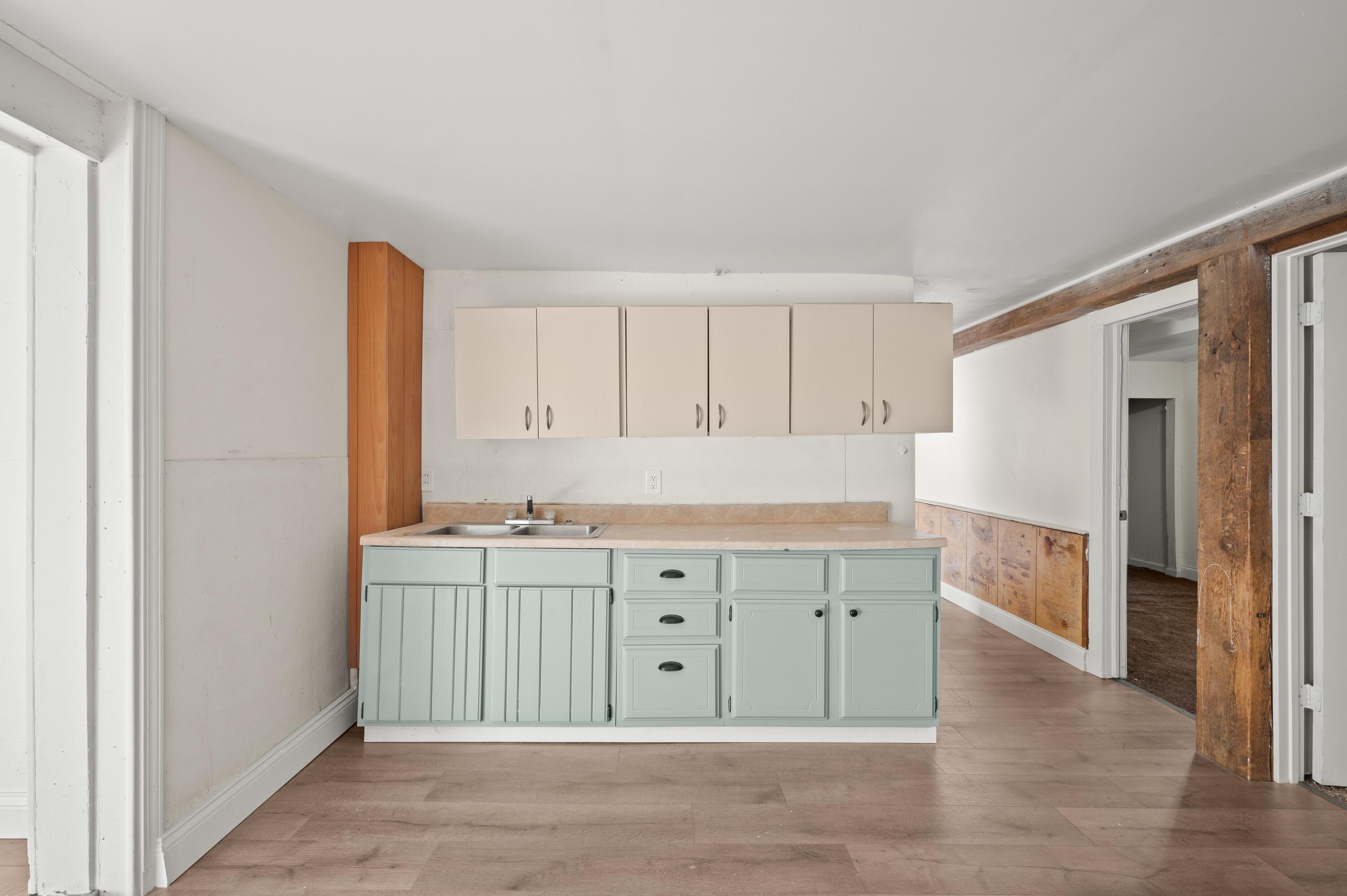 3119 N US Highway 31