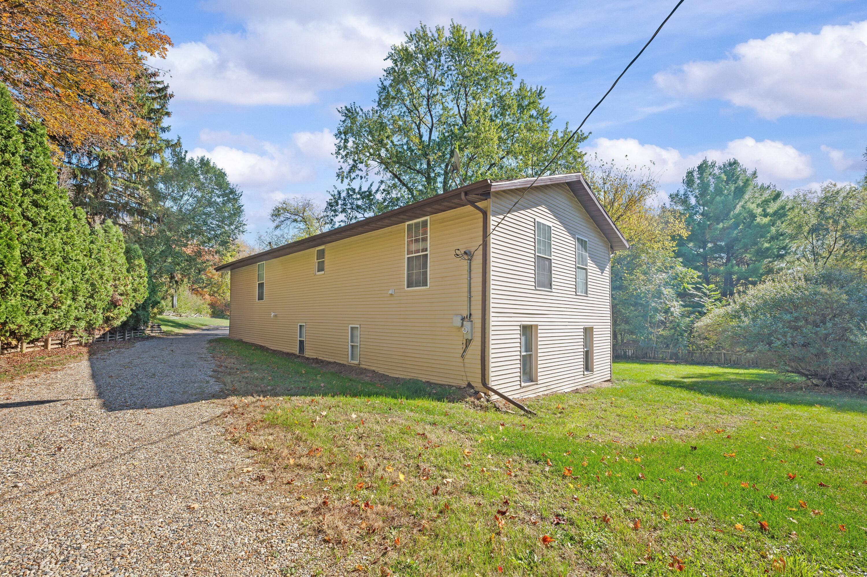 3119 N US Highway 31