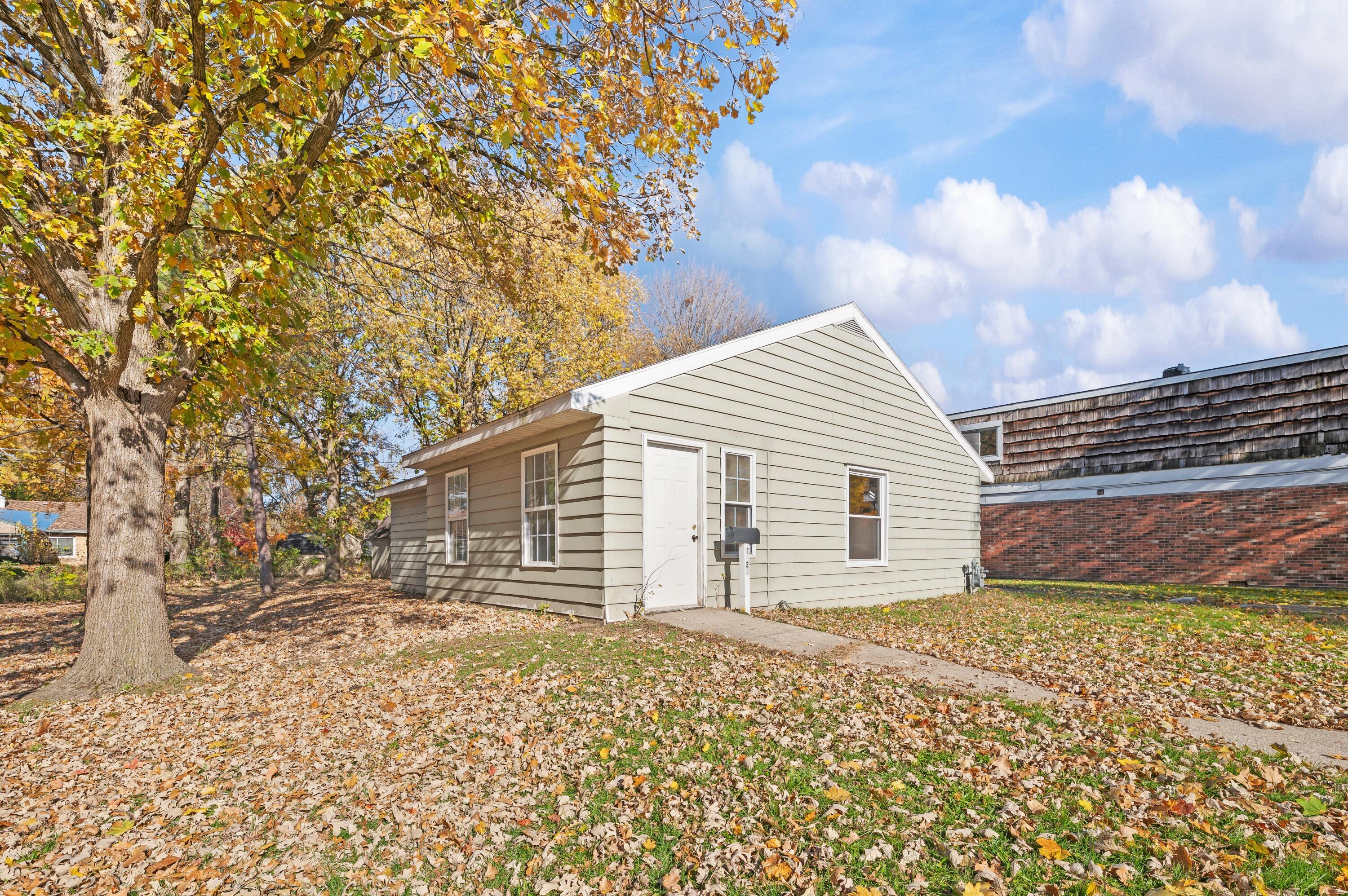 1723 Broadway Street