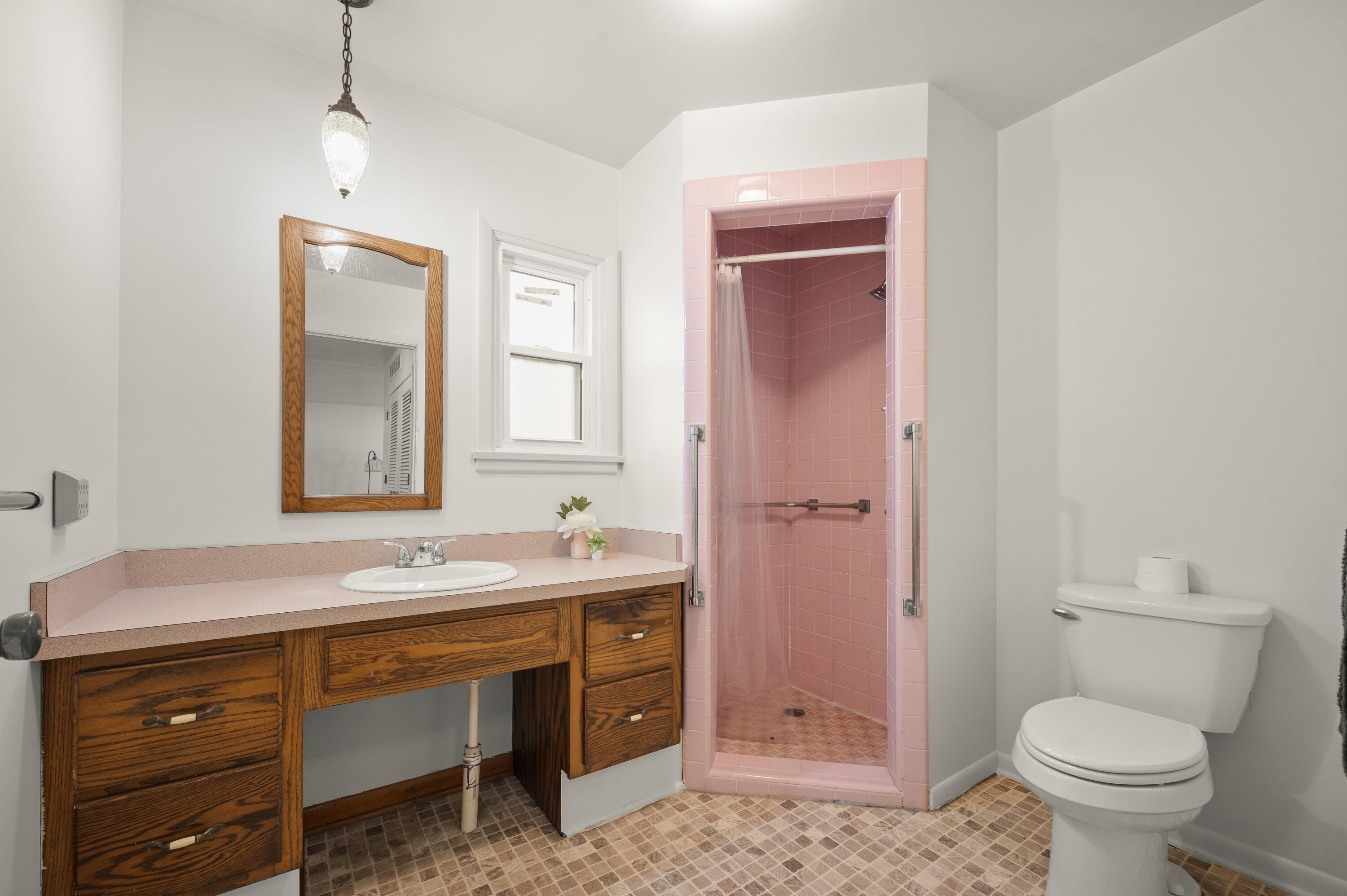 1723 Broadway Street