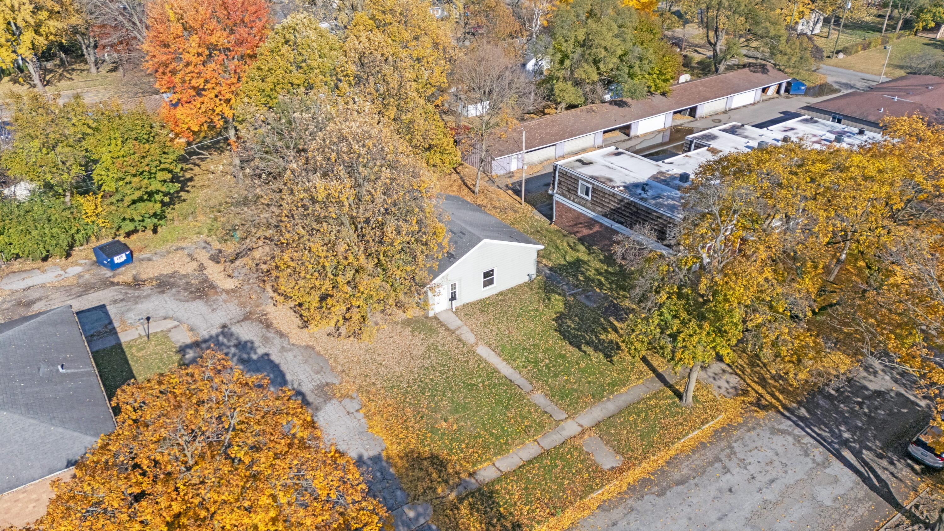 1723 Broadway Street