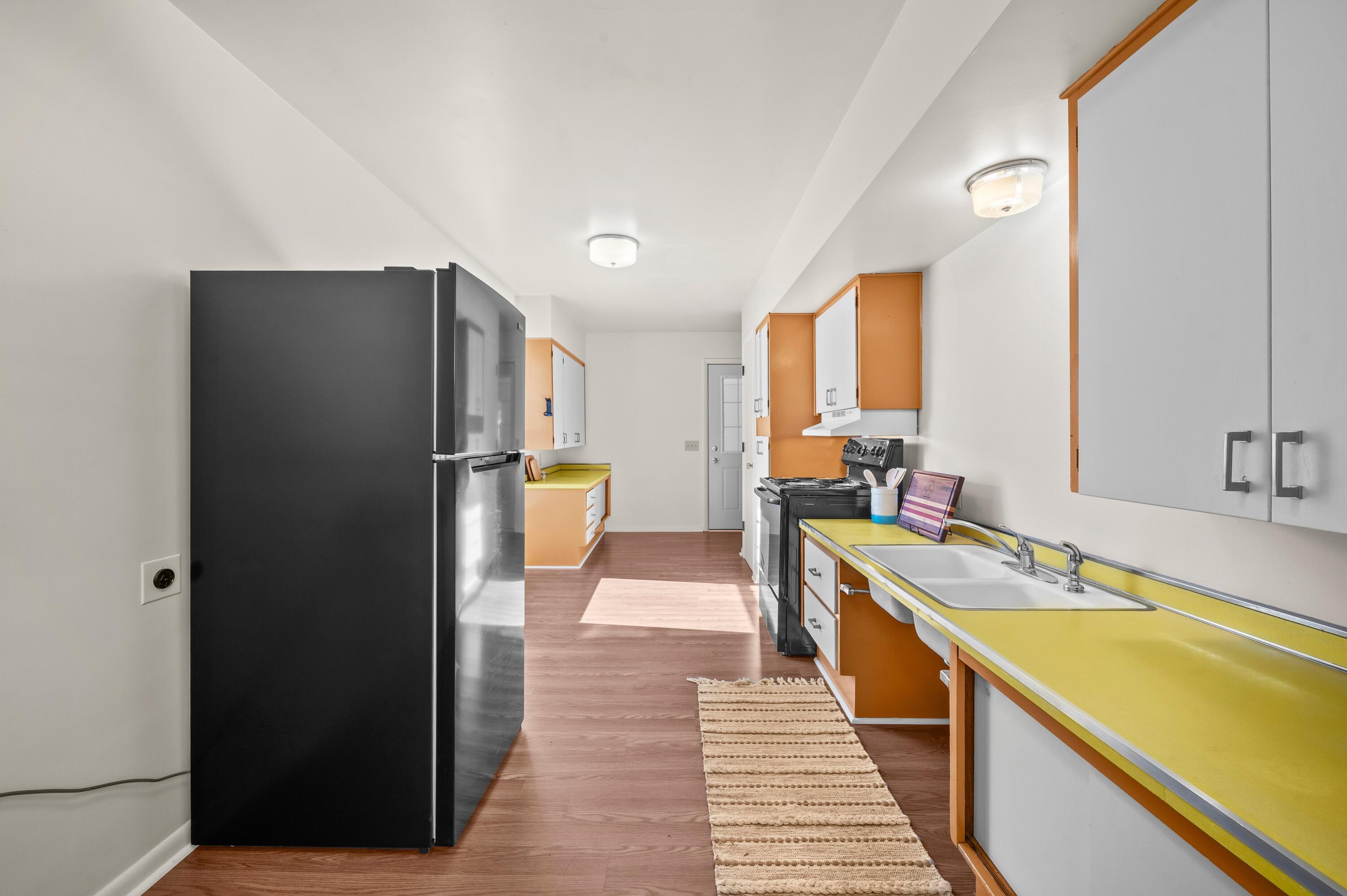 1723 Broadway Street