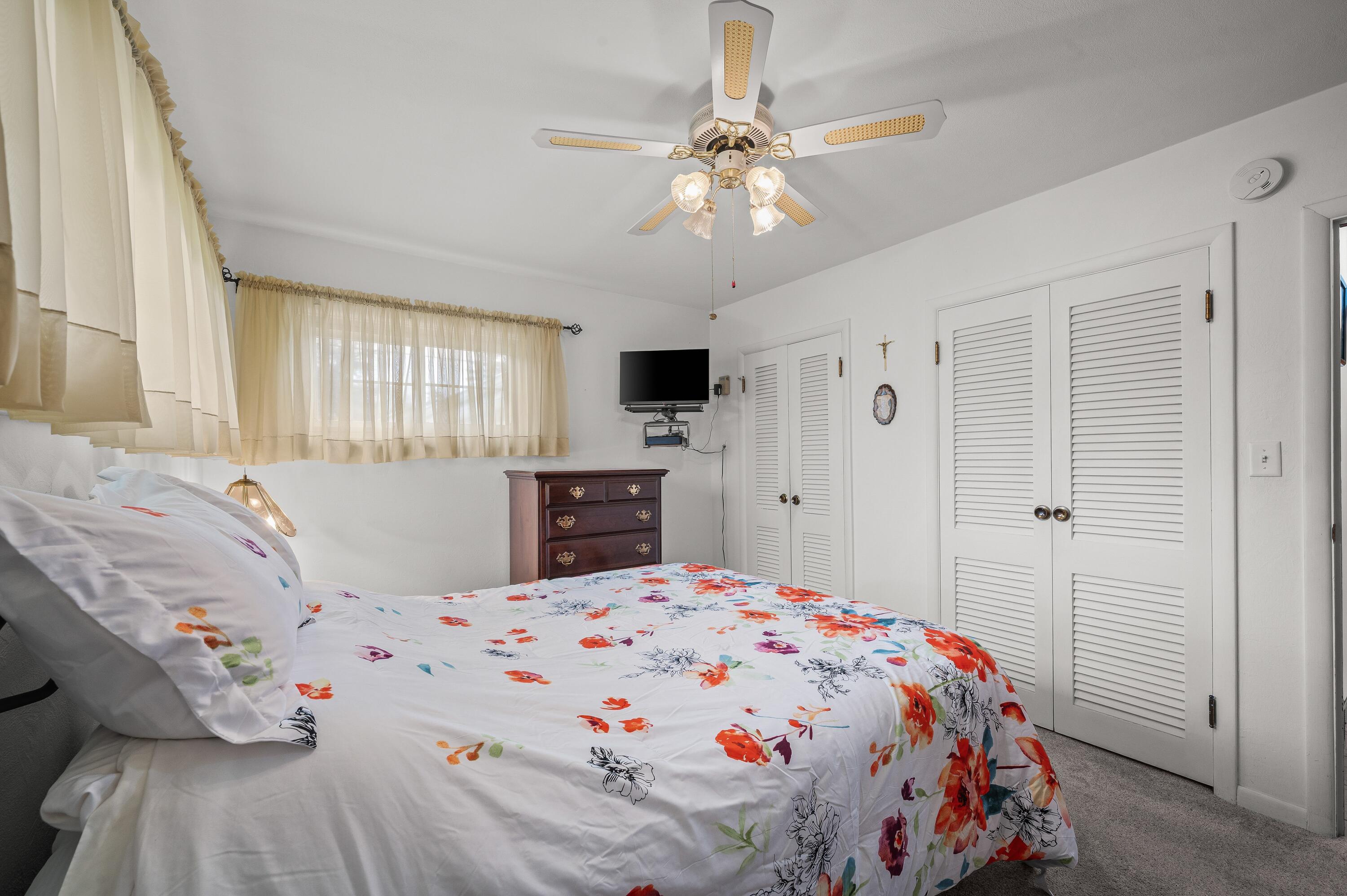 1225 Country Club Drive