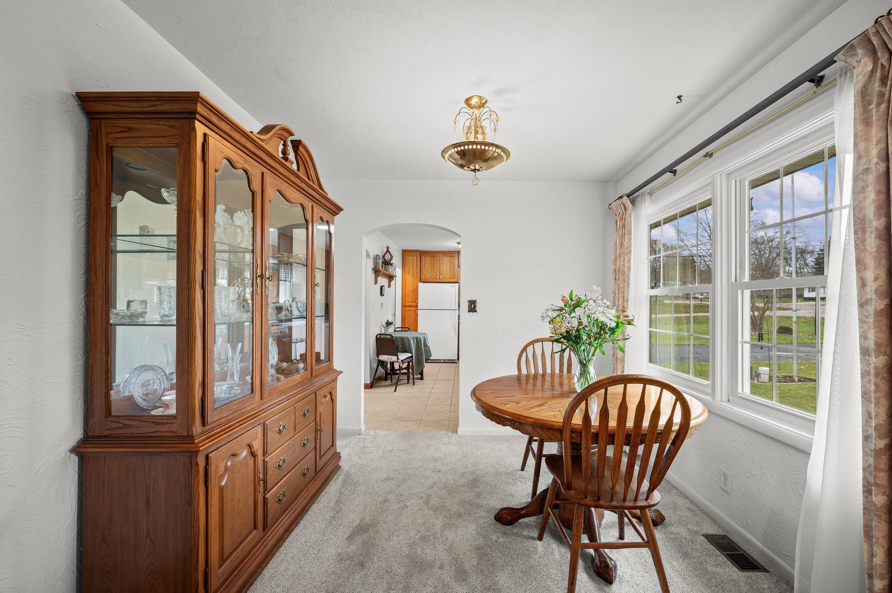 1225 Country Club Drive