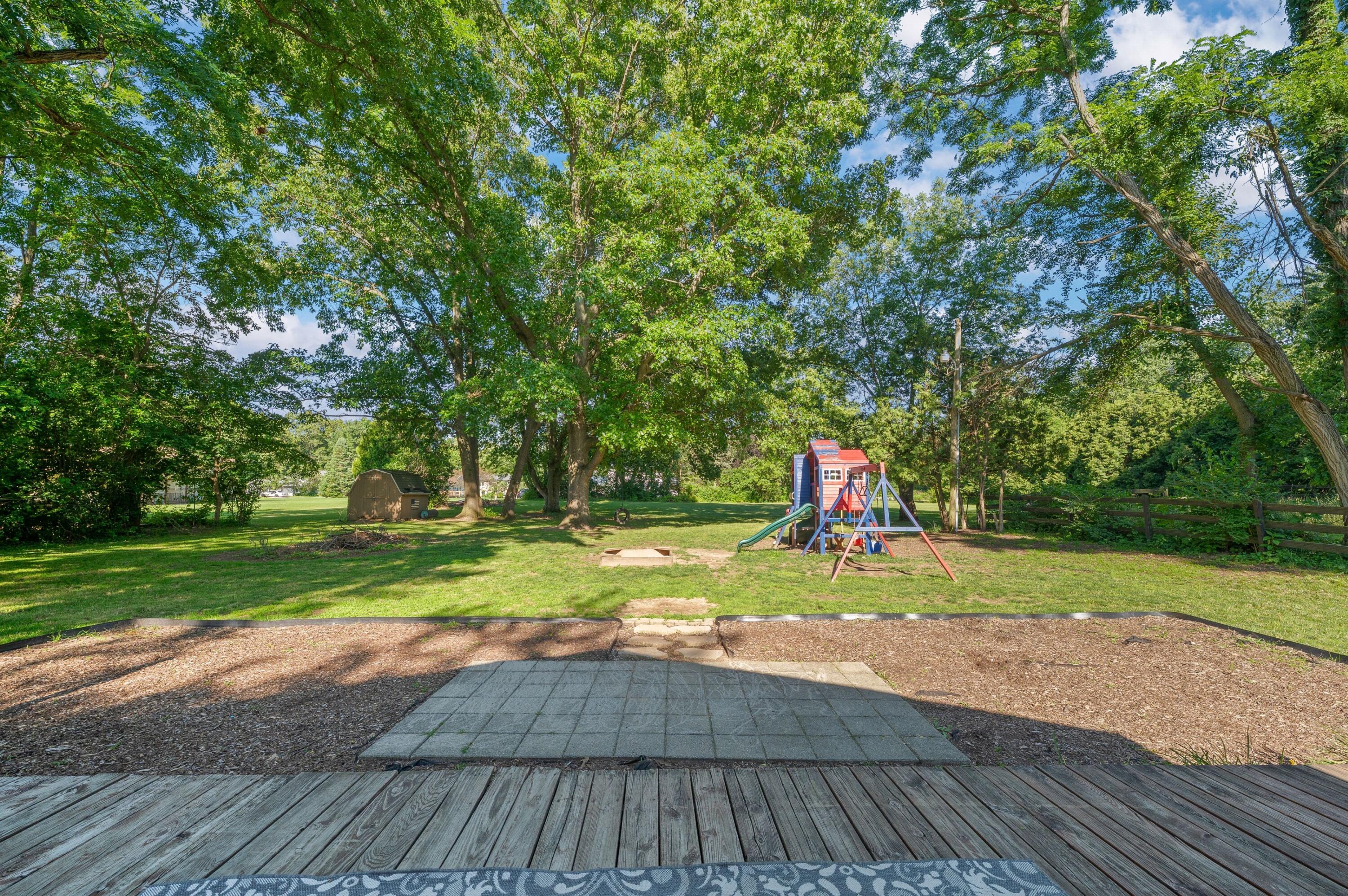 1523 Balmoral Lane