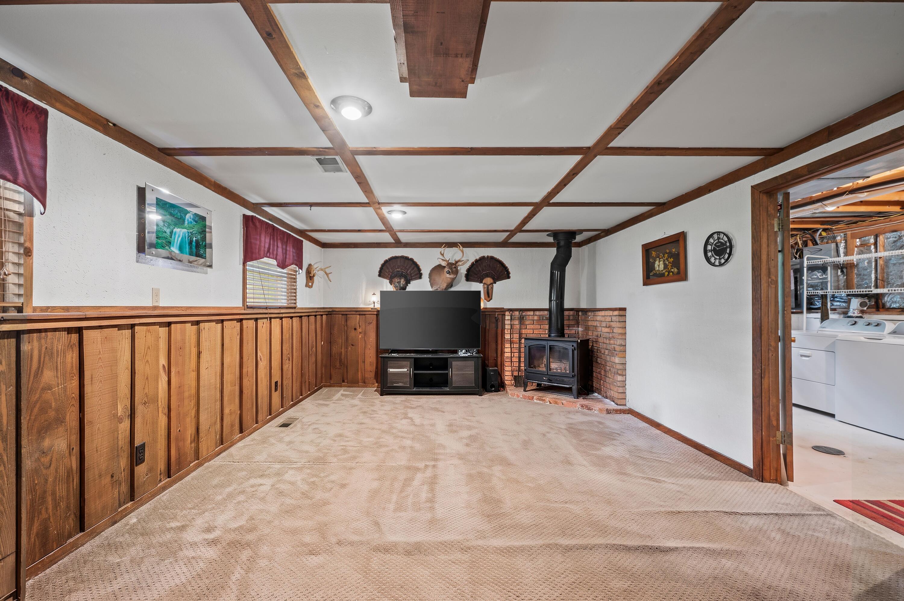 1292 Eddie Drive