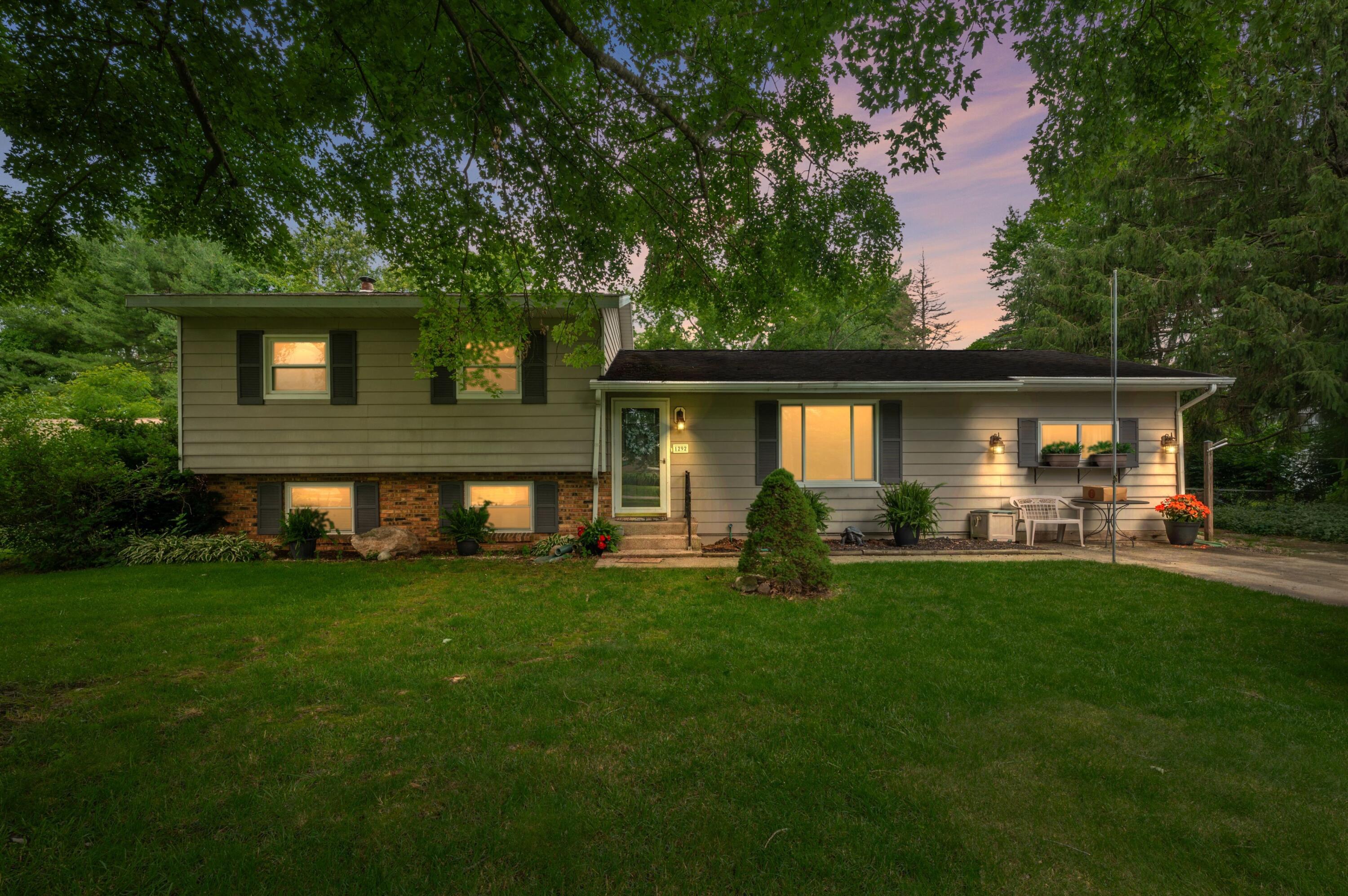 1292 Eddie Drive