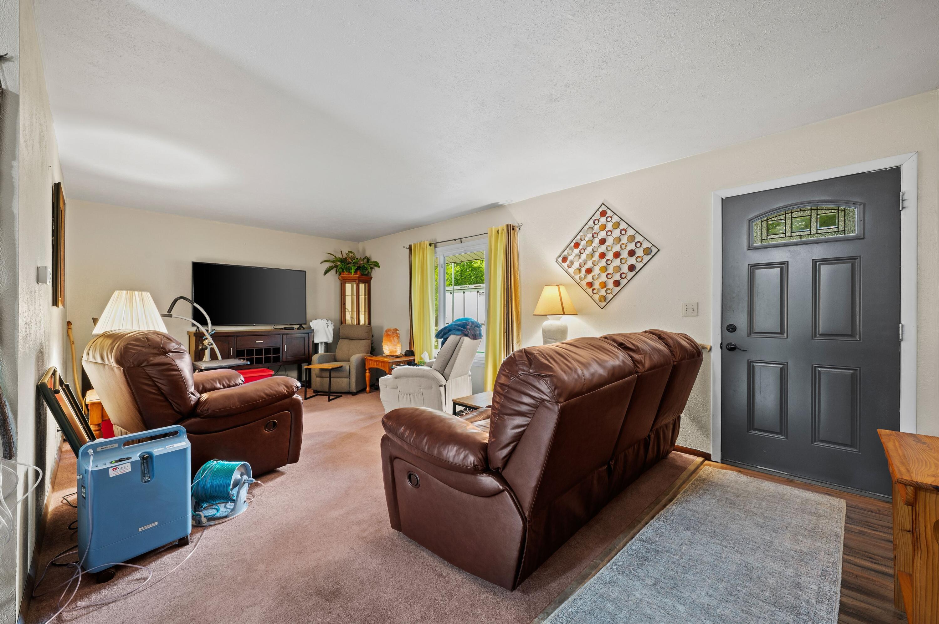 1292 Eddie Drive