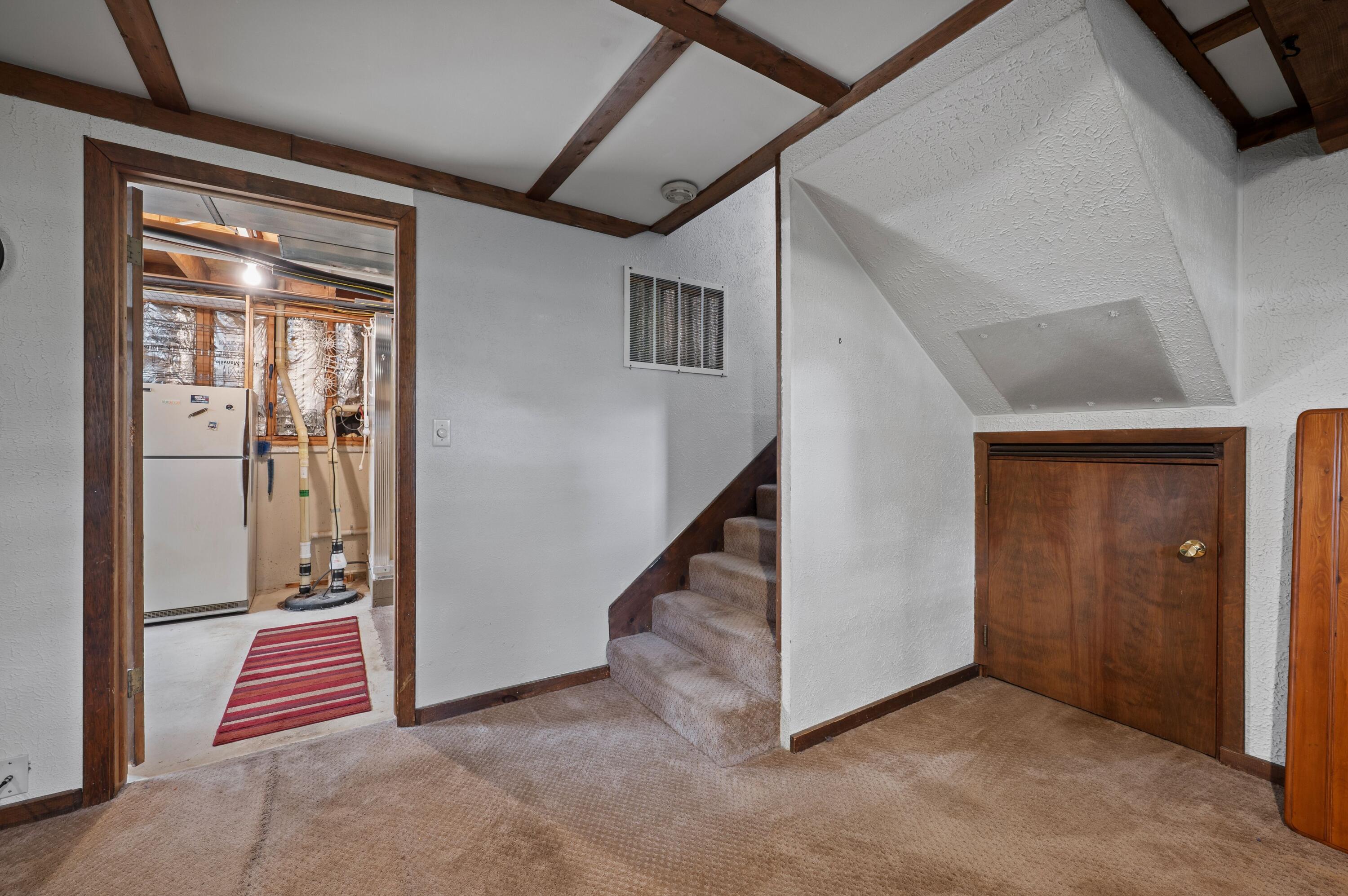 1292 Eddie Drive